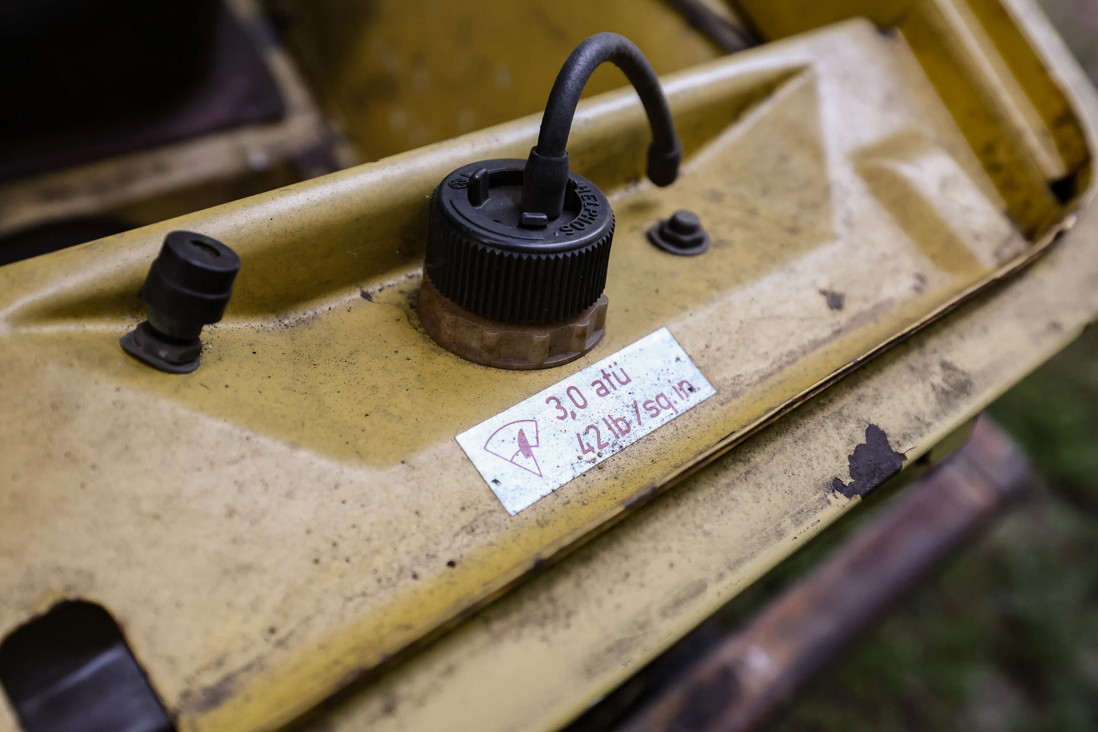 1973 Volkswagen Thing reservoir cap