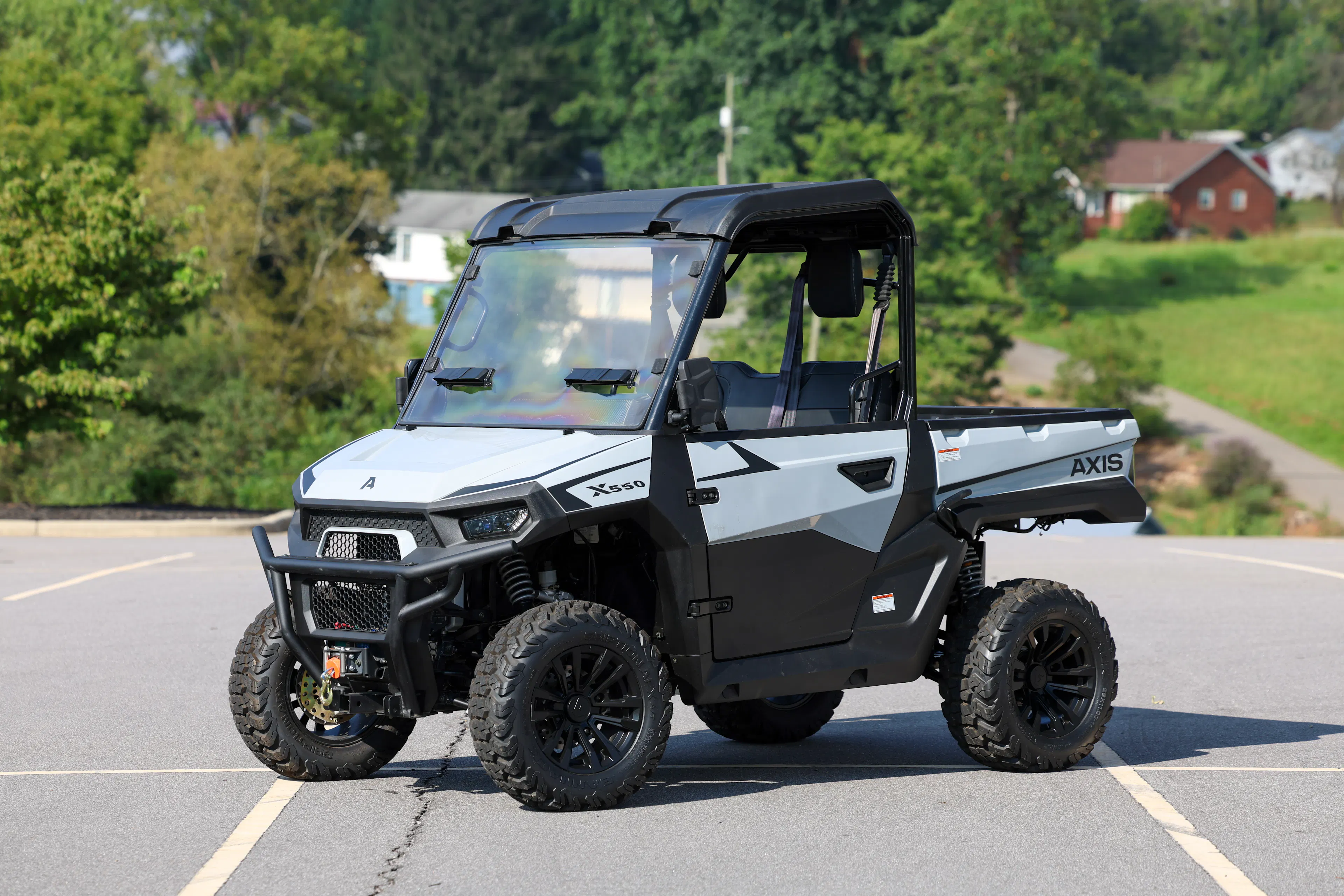2024 Axis 550 driver front 3/4