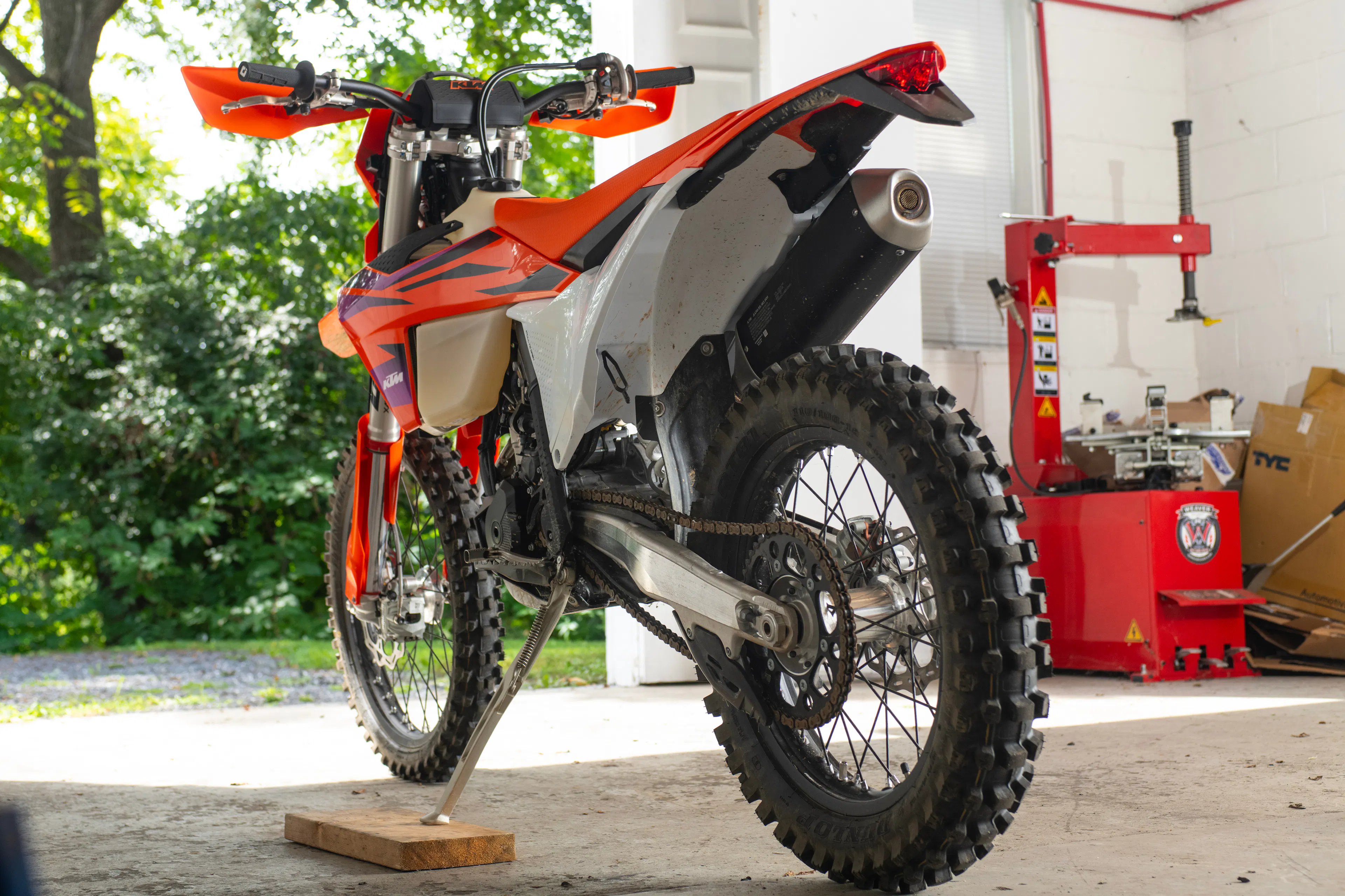 2024 KTM 350 XW-F left rear 3/4 low