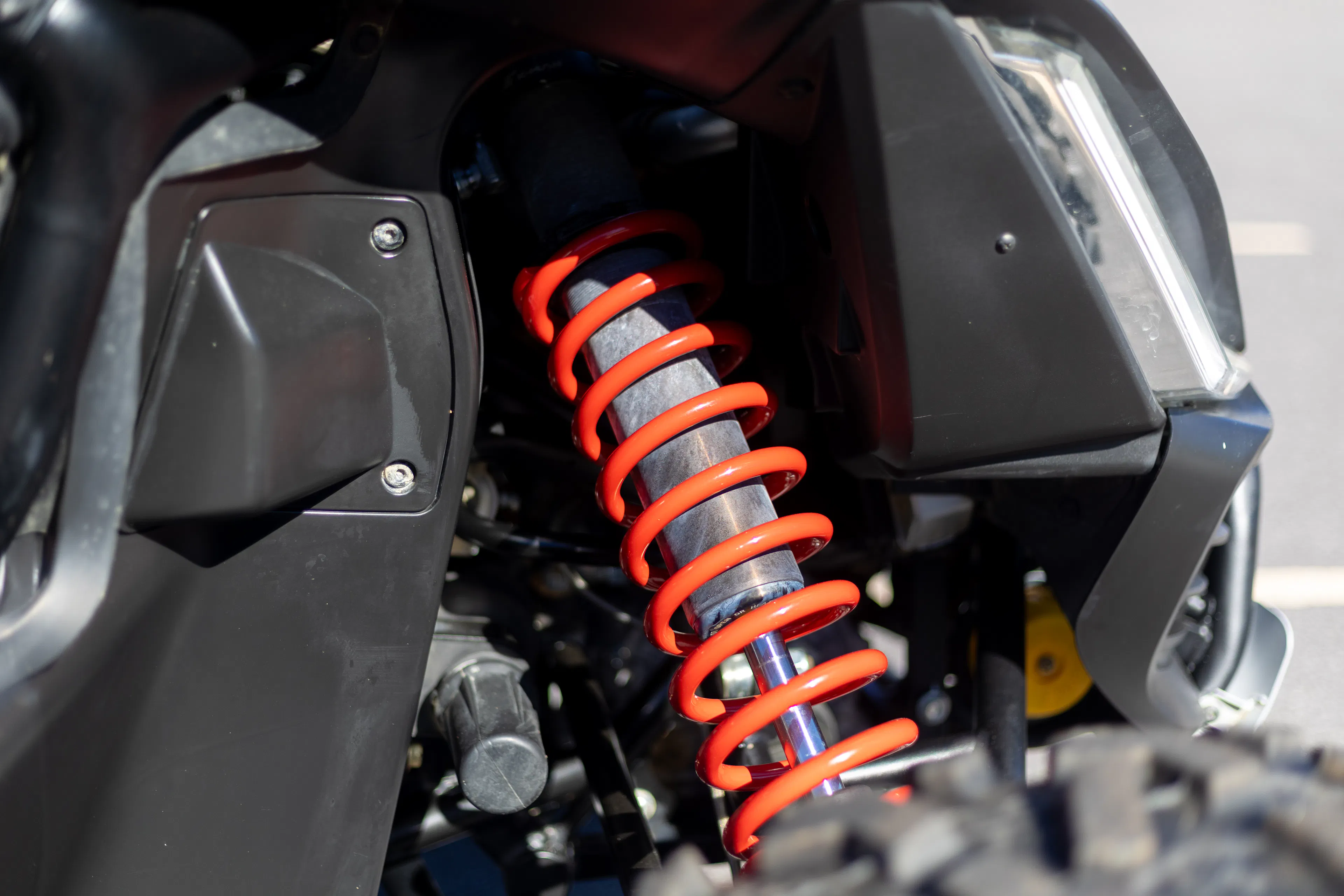 2024 Segway Villain SX10 72 passenger front shock 
