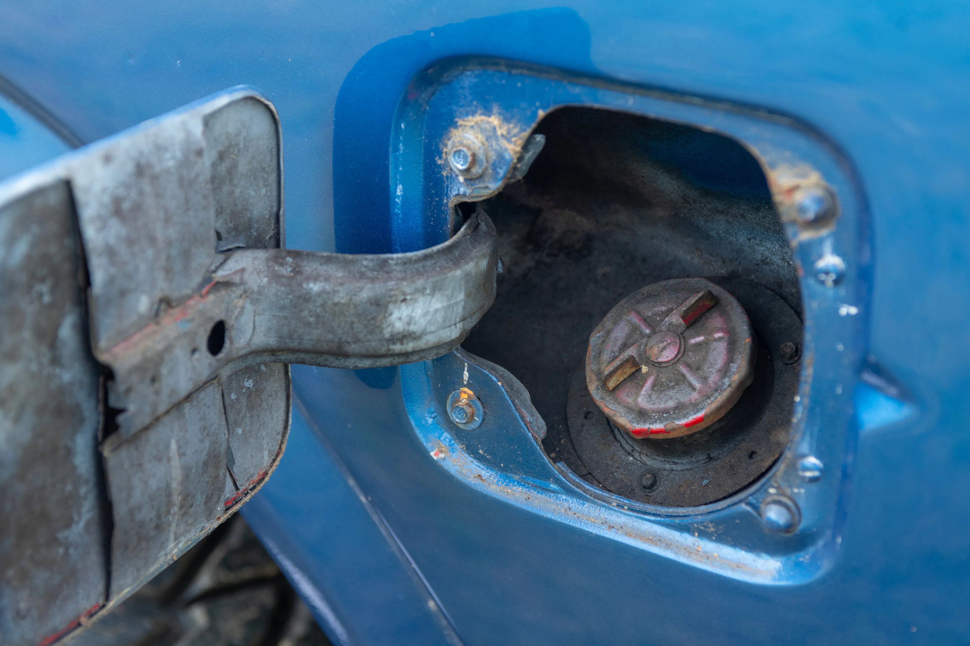 1985 Ford Bronco gas cap 