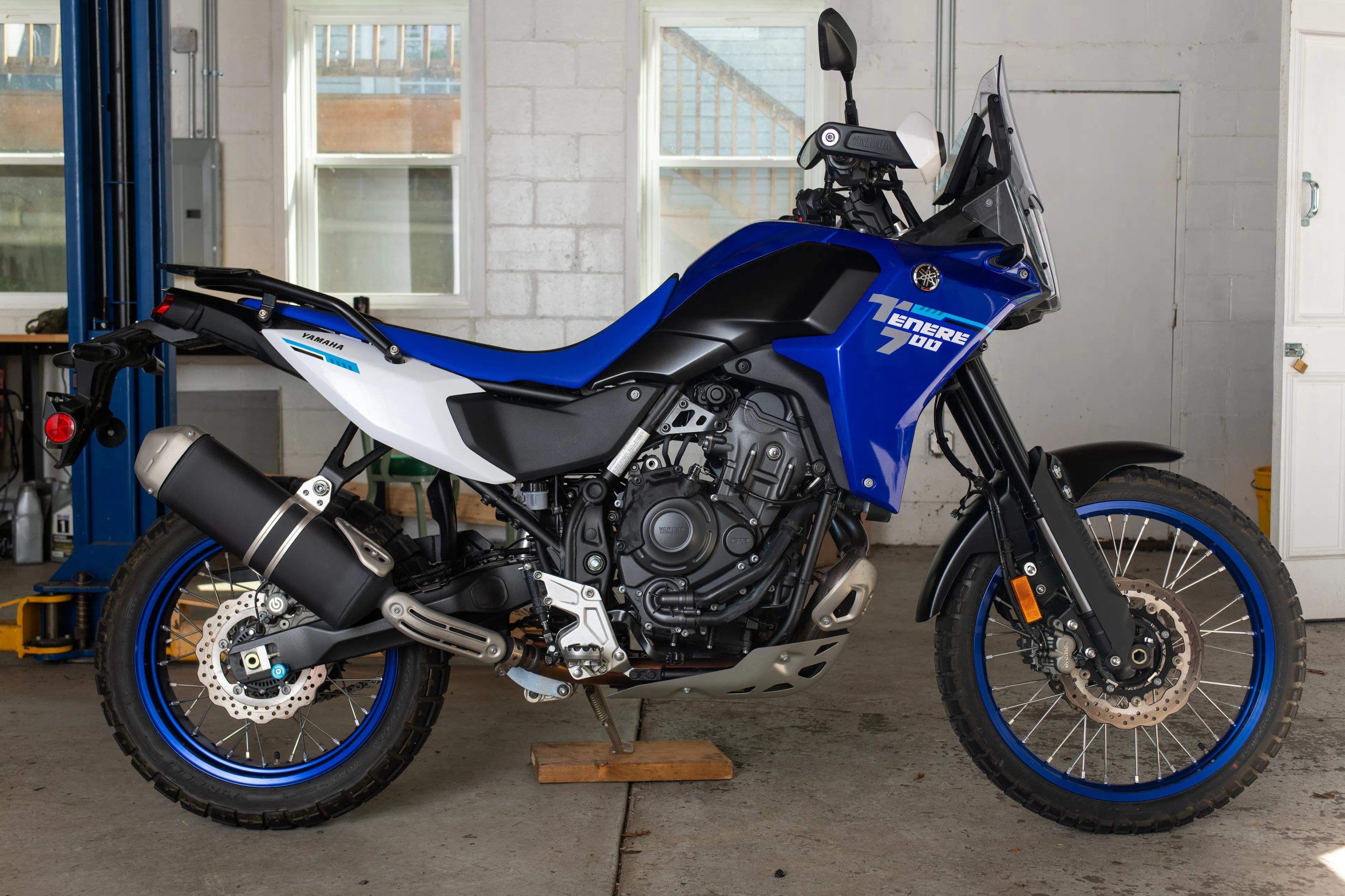 2025 Yamaha Tenere 700 right side
