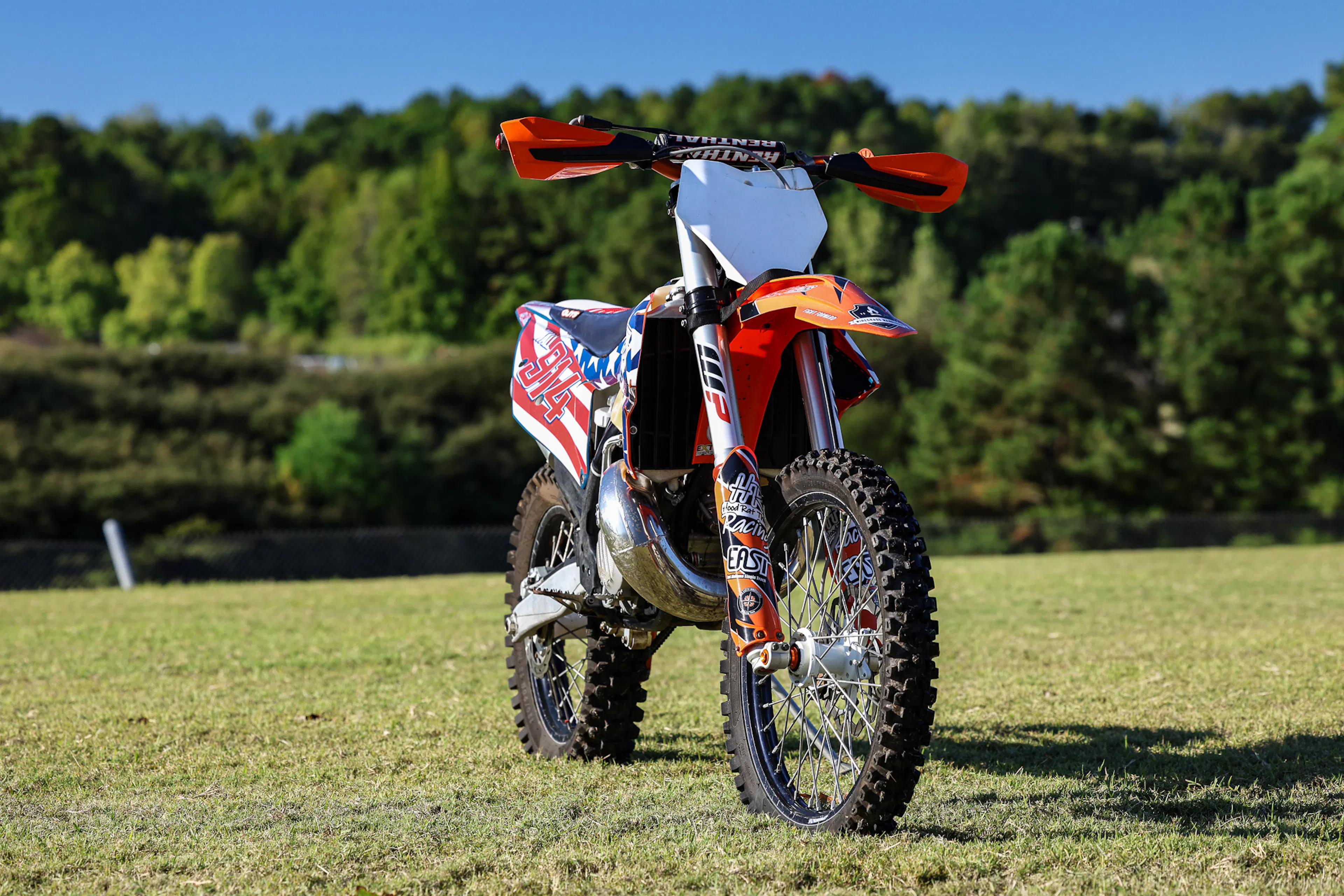 2020 KTM 300 XC-W TPI front 3/4 brake side