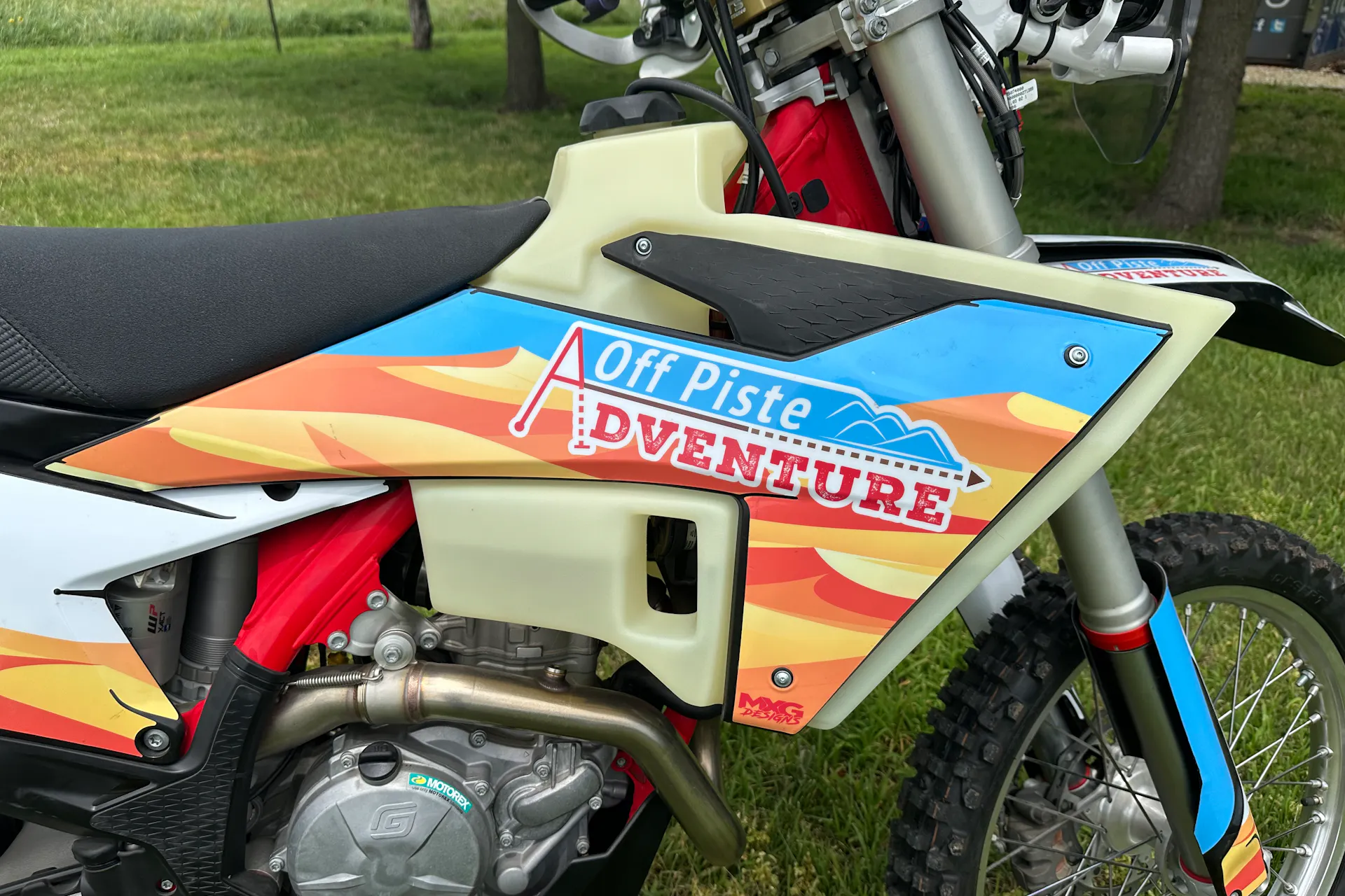 2024 Gas Gas ES500F Off-Piste Adventures right side