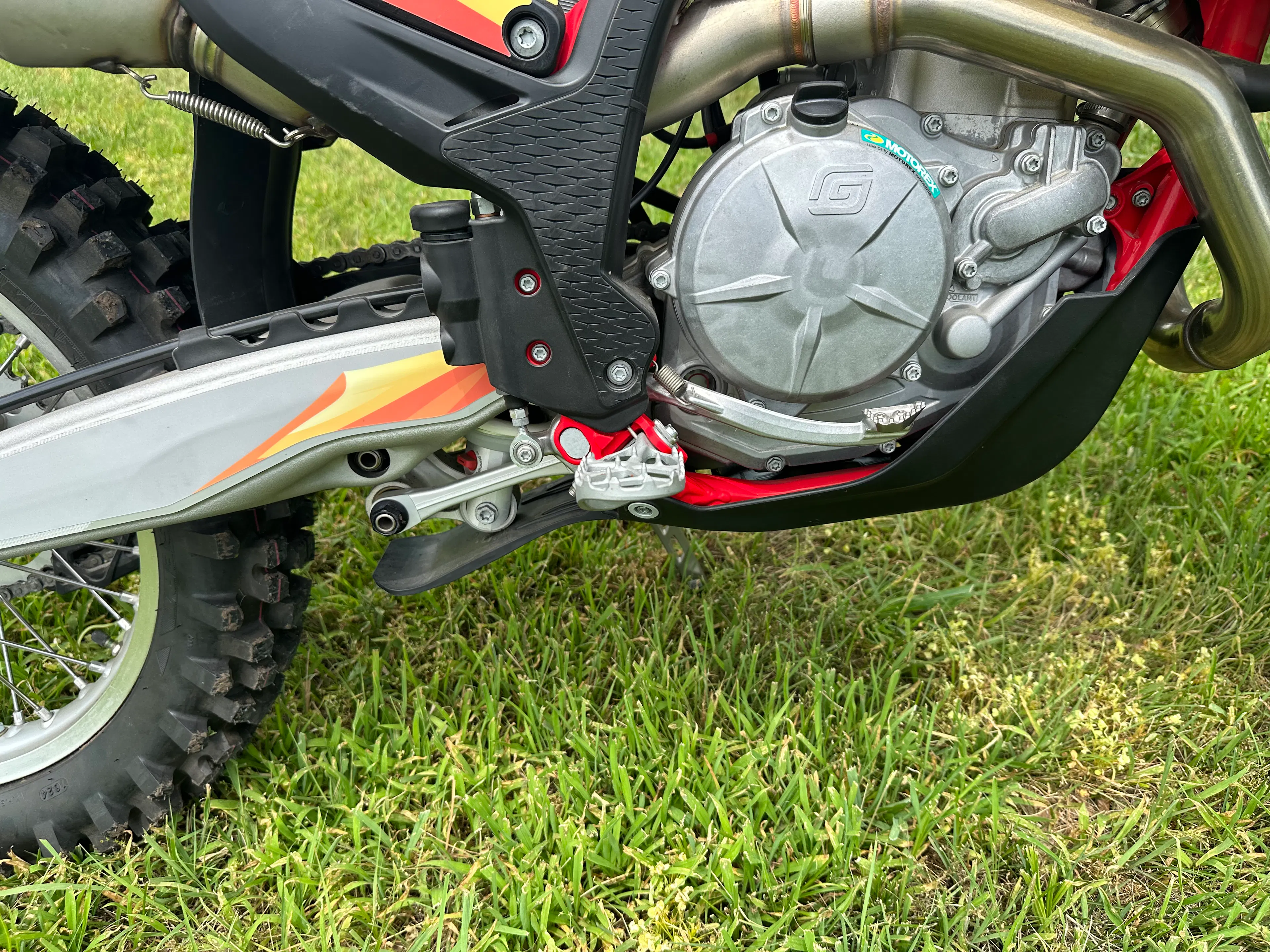 2024 Gas Gas ES500F Off-Piste Adventures right side engine/exhaust