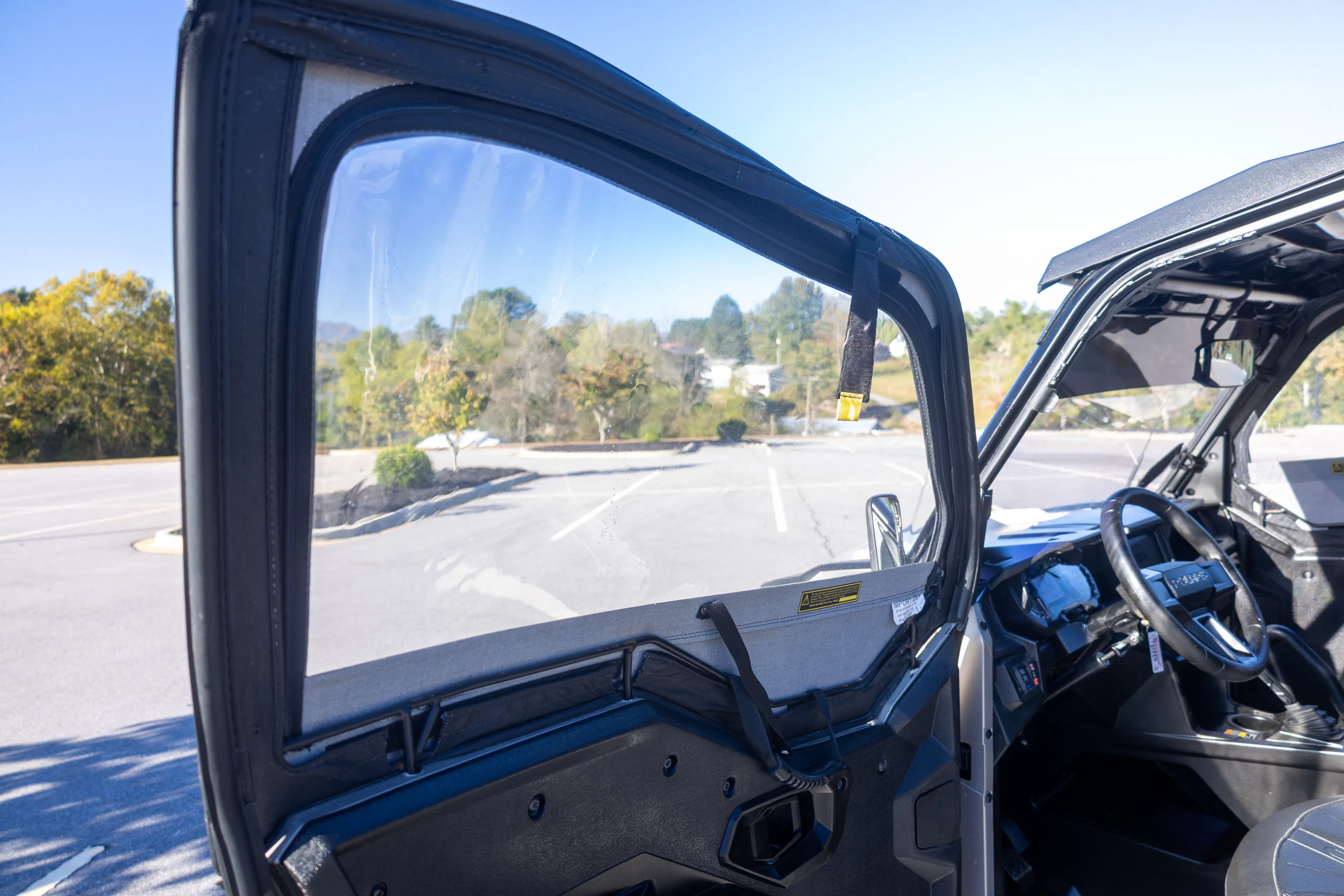 2024 Polaris General XP4 1000 Ultimate driver front window