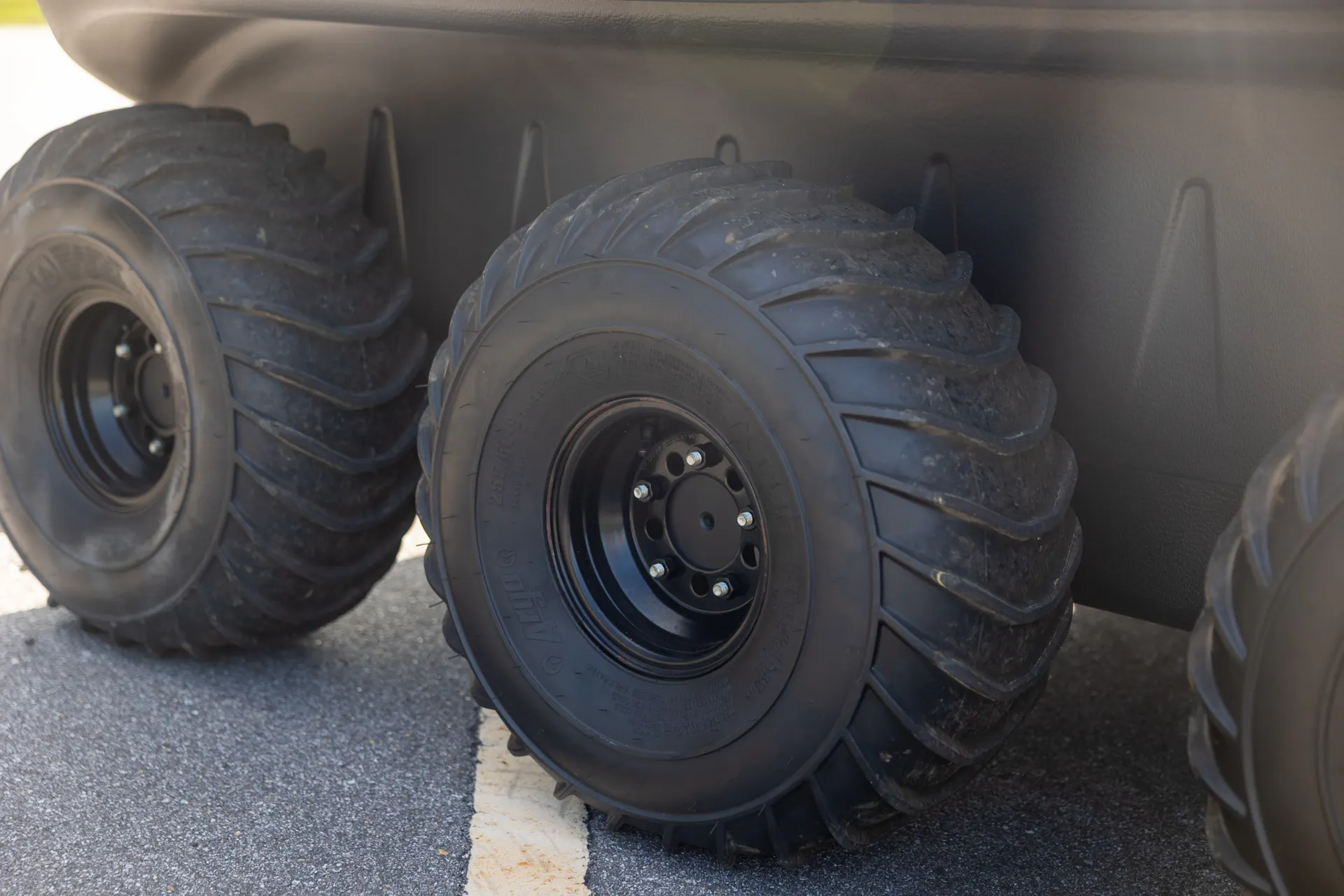 2022 Argo 650 Frontier driver middle tire