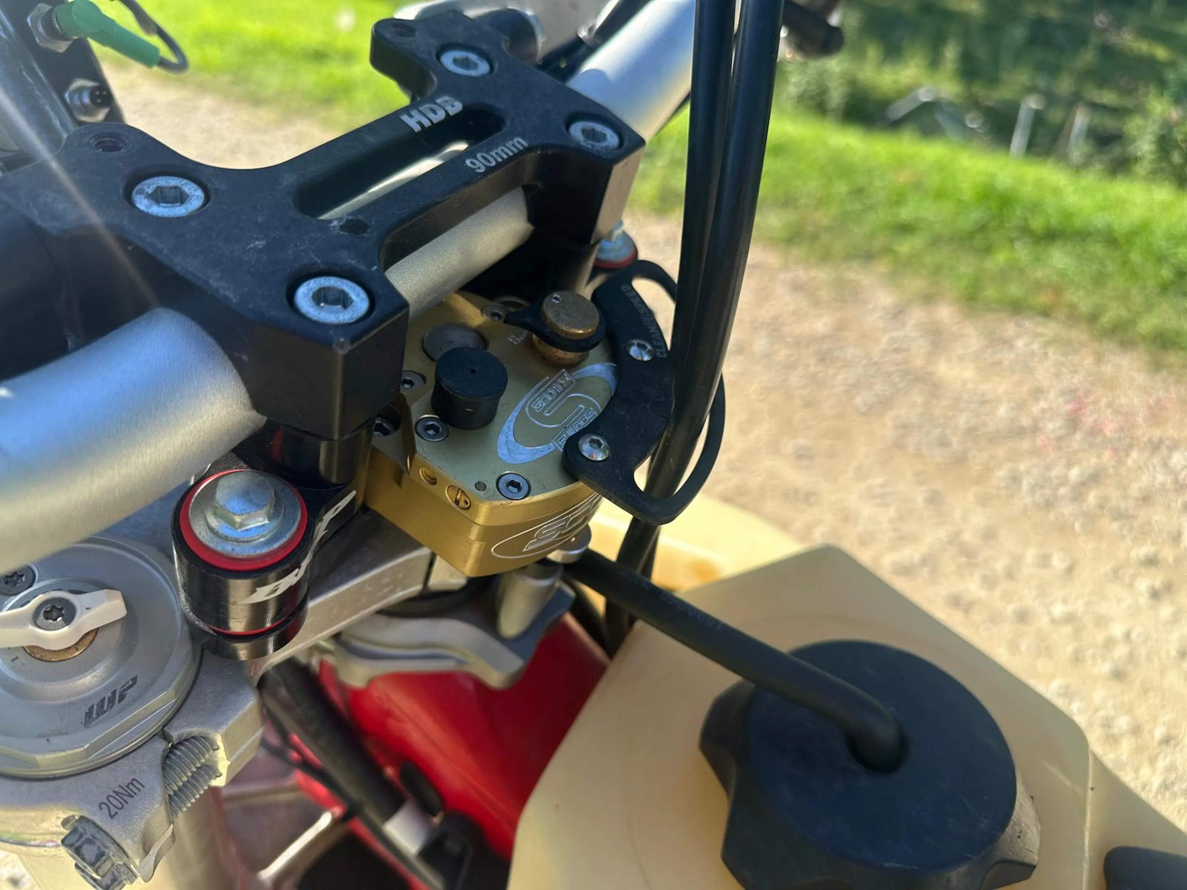 2024 GasGas ES500F steering damper