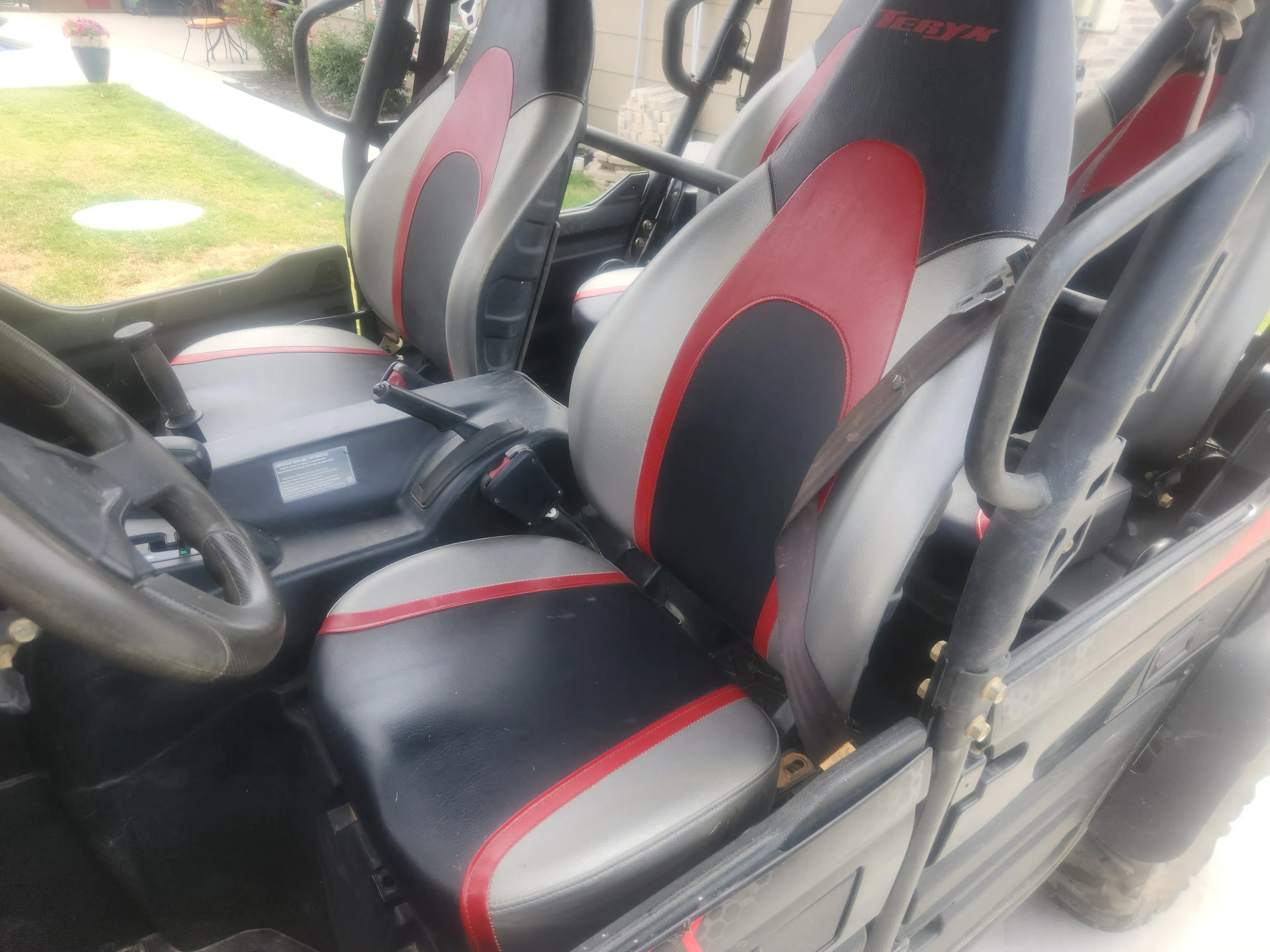 2021 Kawasaki Teryx4 driver front seat
