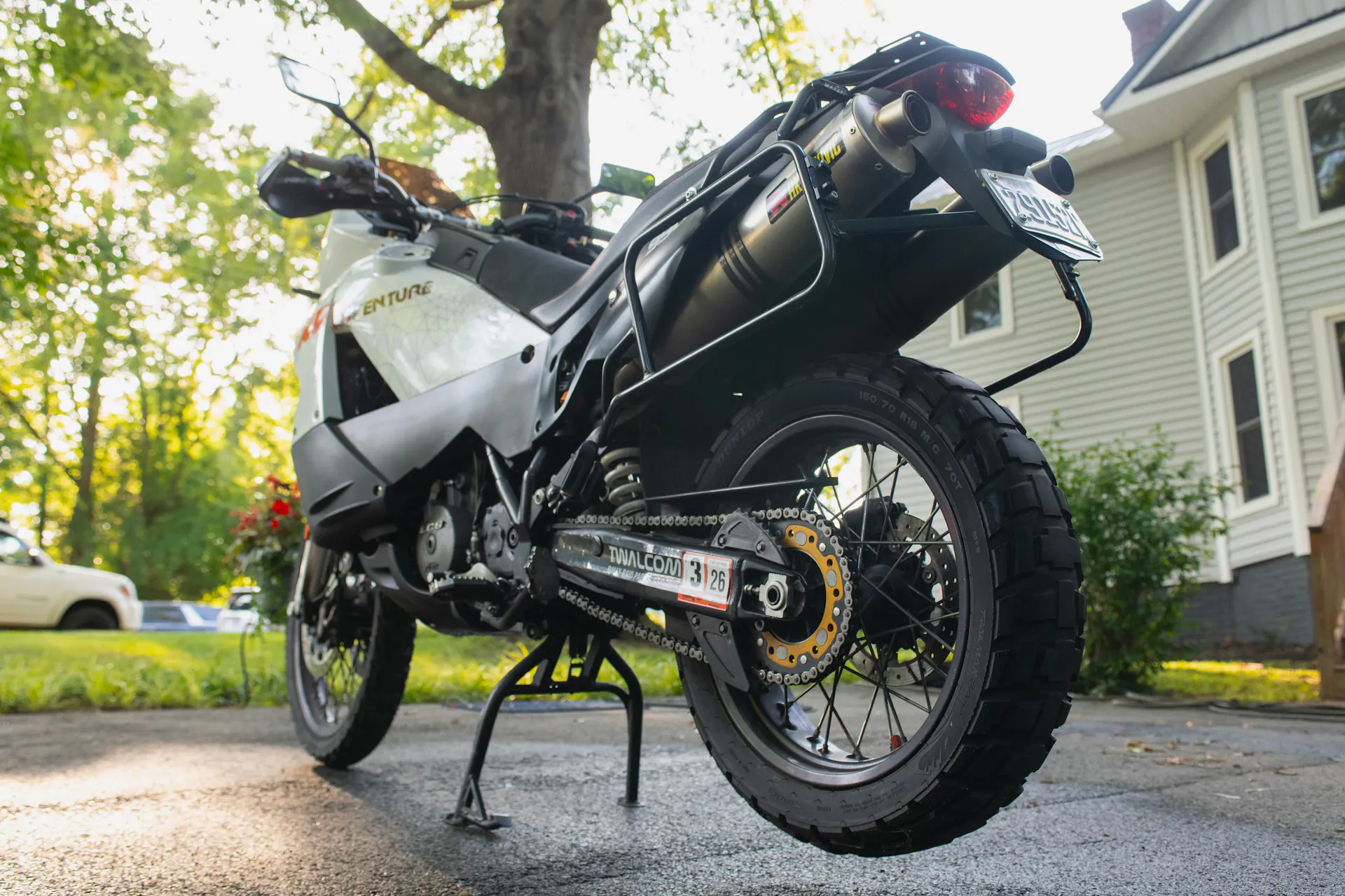 2010 KTM 990 Adventure low rear 3/4 left