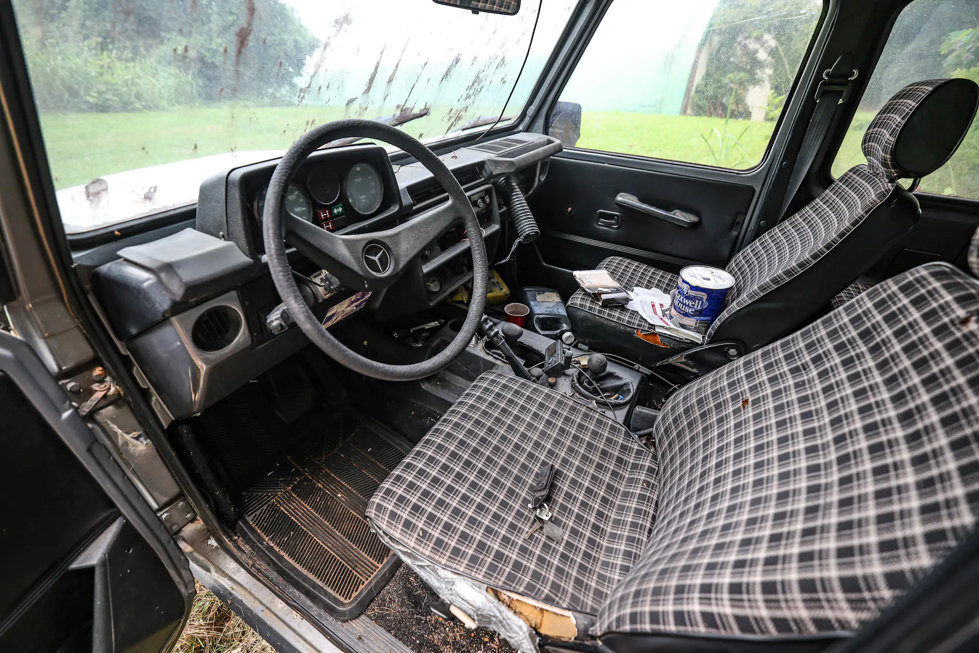 1980 Steyr-Puch G300 interior/driver