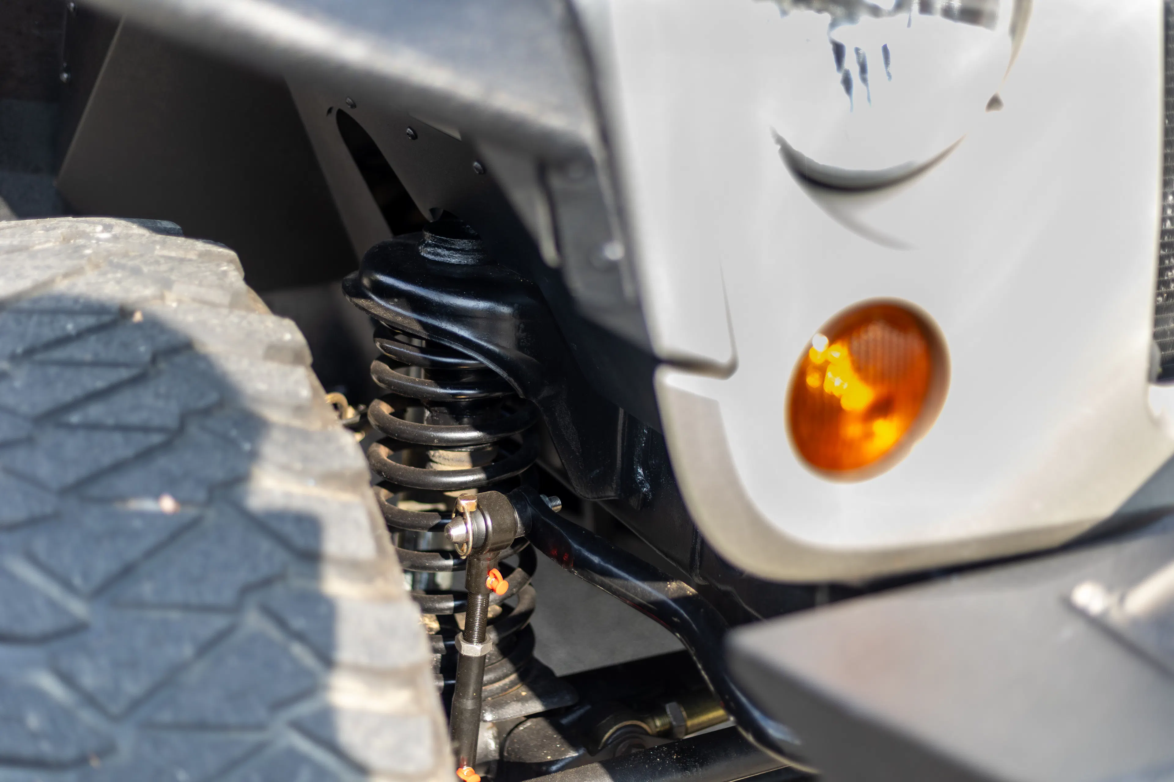 2007 Jeep Wrangler Limited Rubicon passenger front suspension 