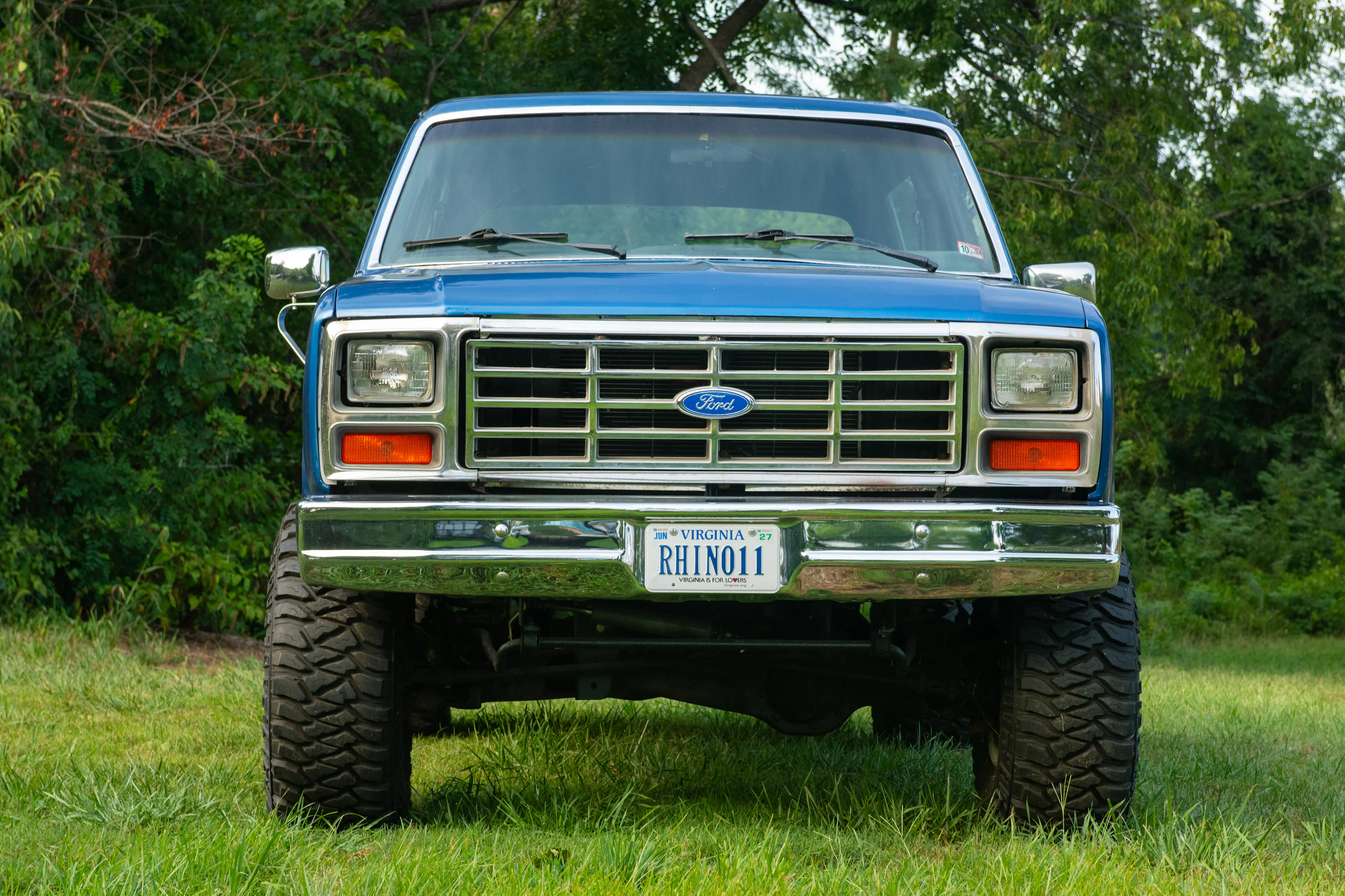 1985 Ford Bronco front