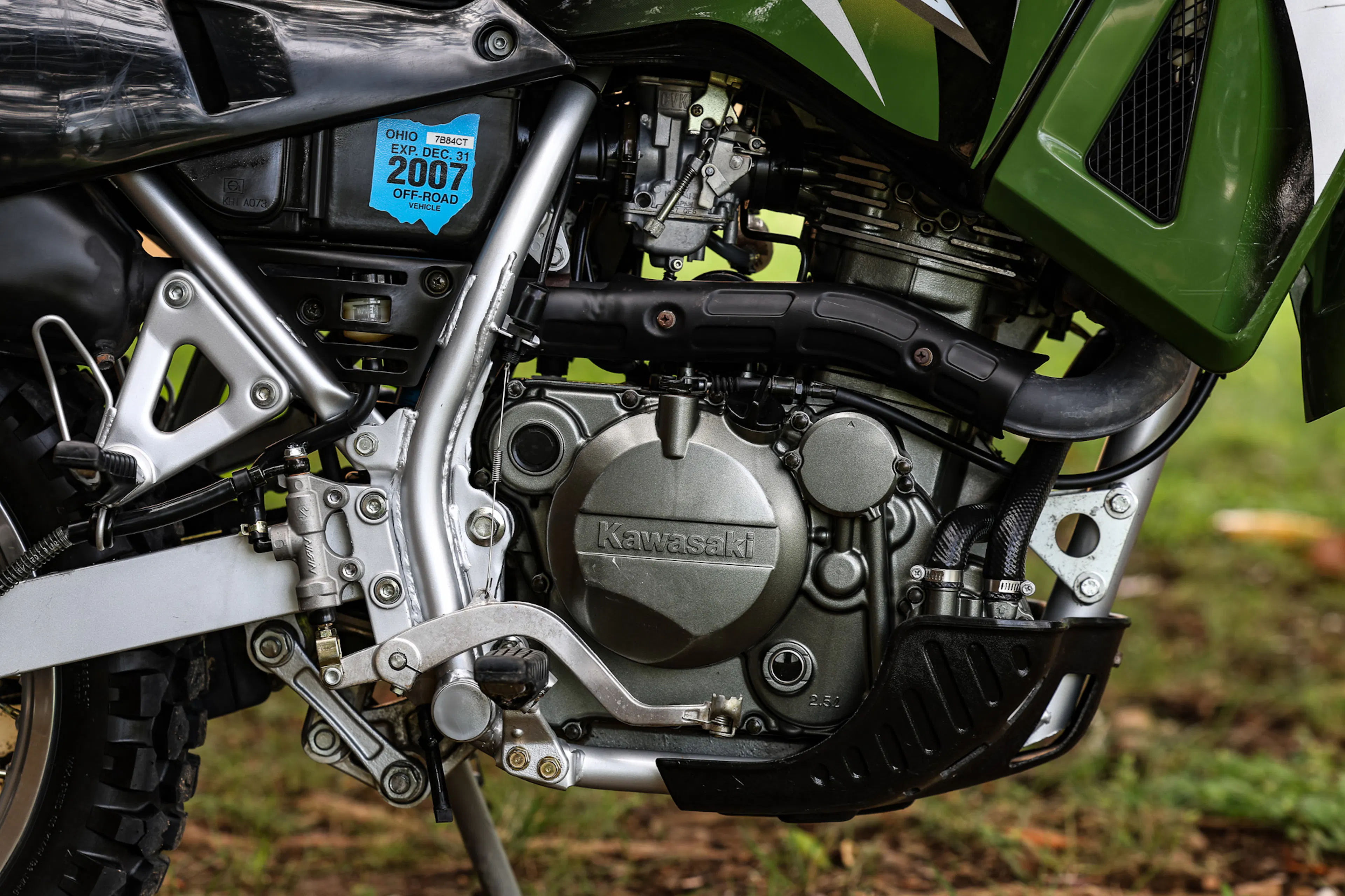 2003 Kawasaki KLR 650 right side engine