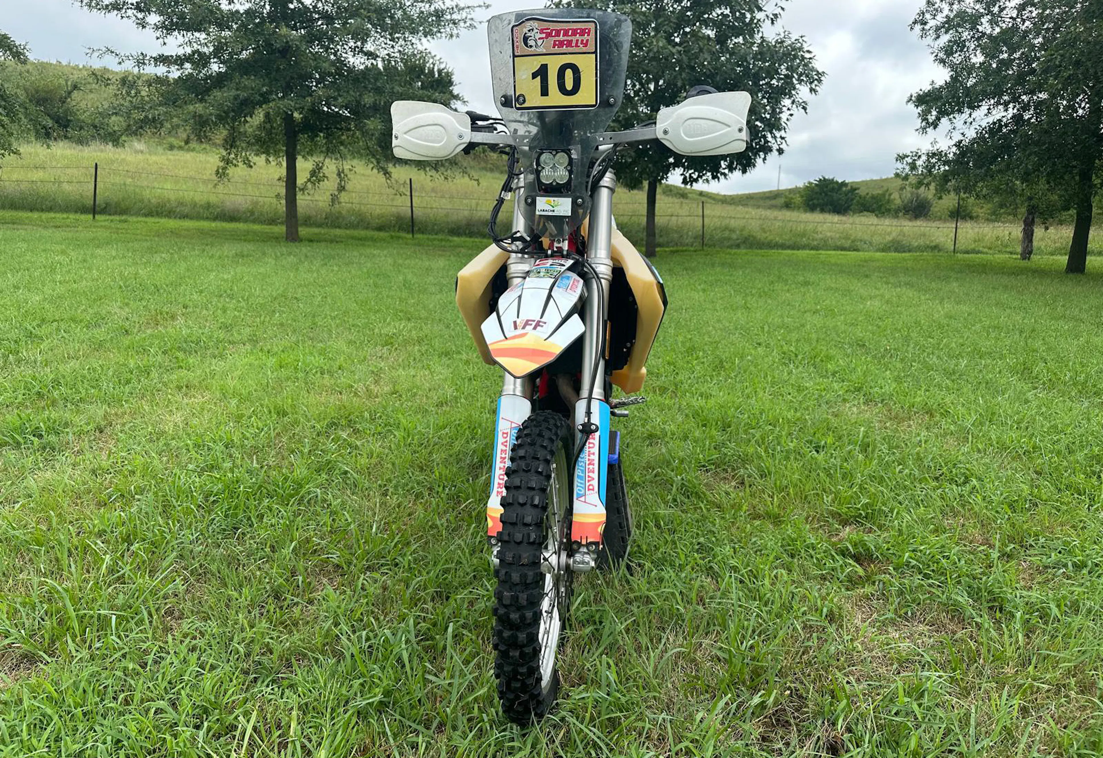 2024 GasGas ES500F front