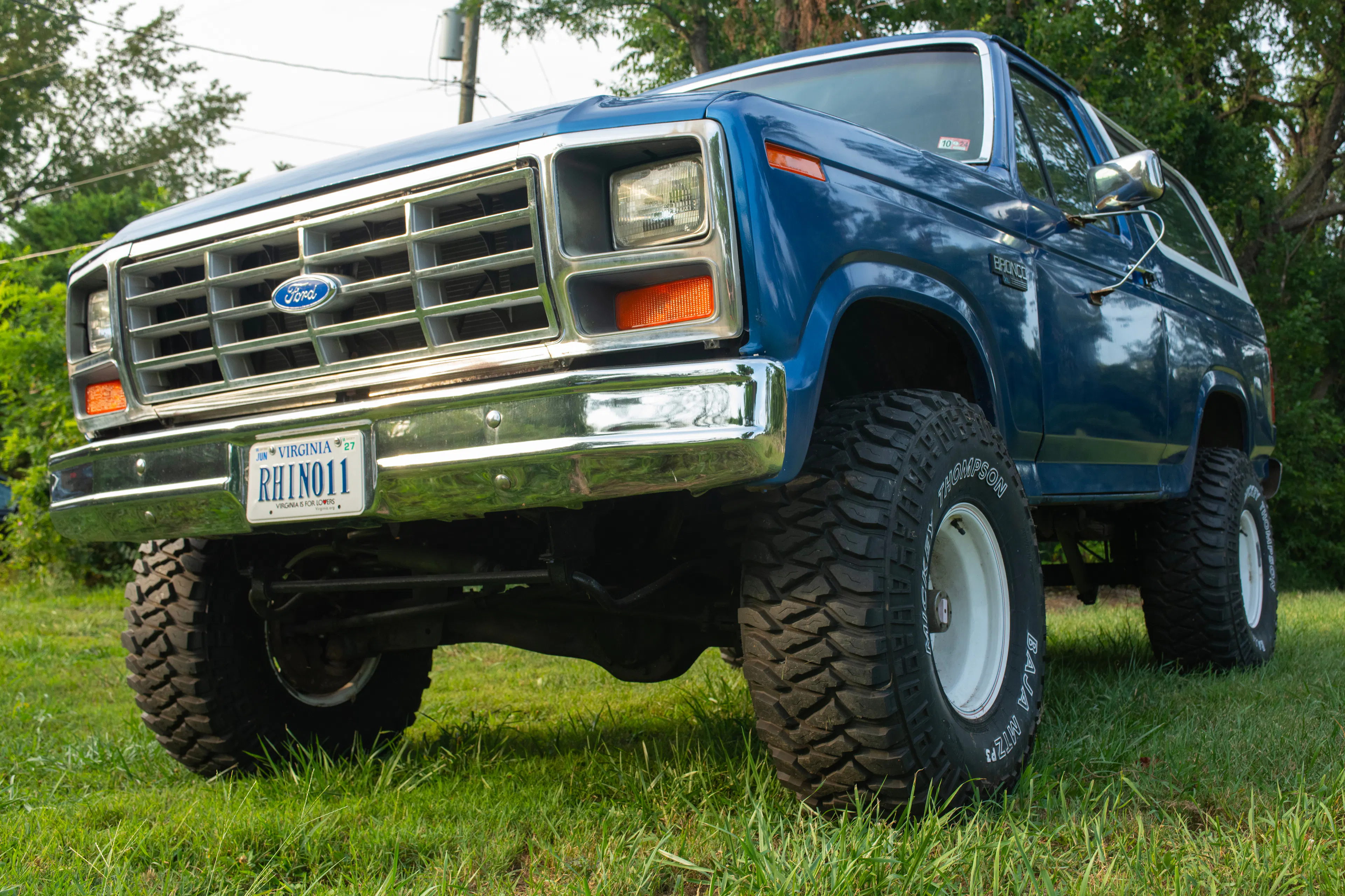 1985 Ford Bronco driver low 3/4