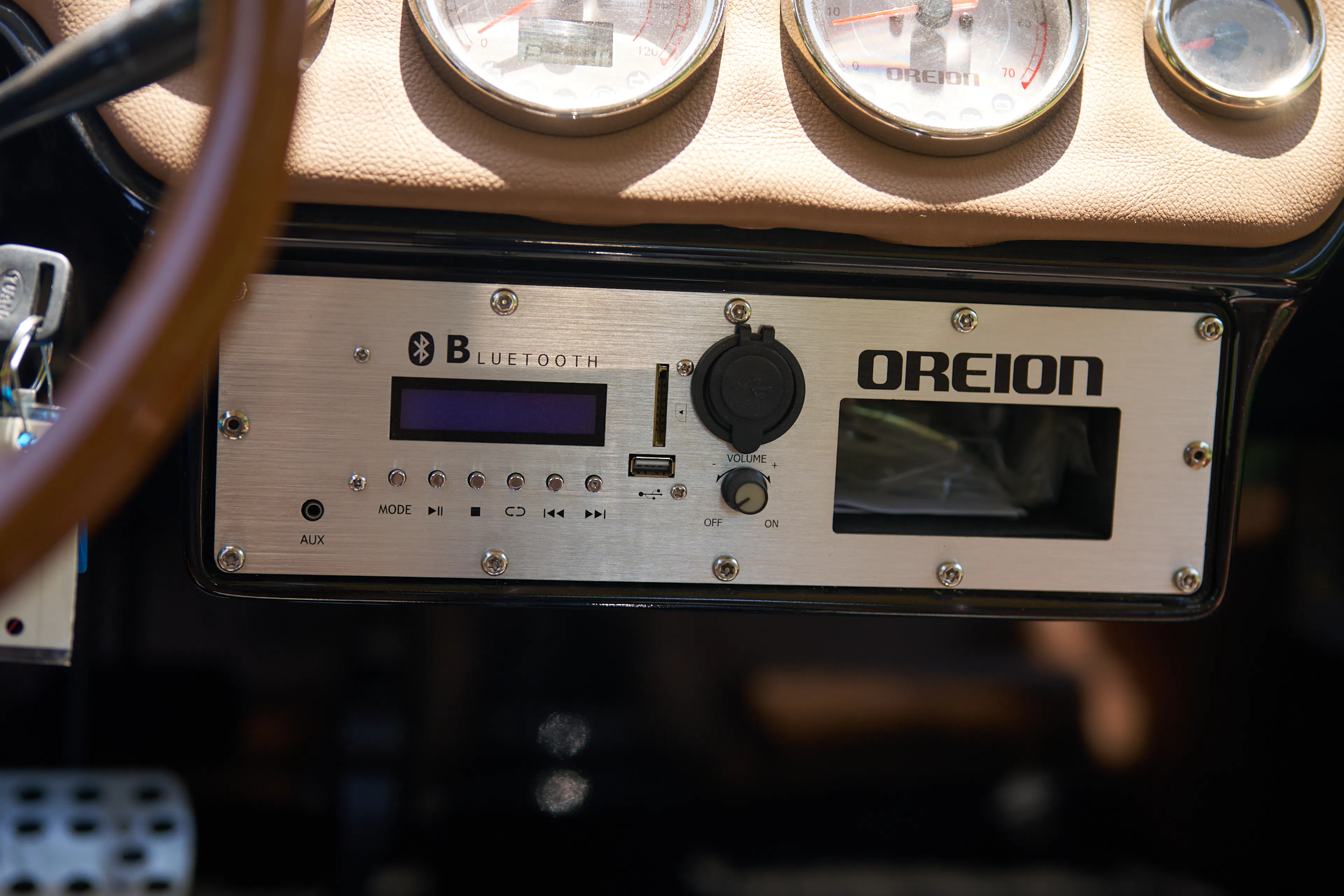 2022 Oreion Beach Buggy stereo