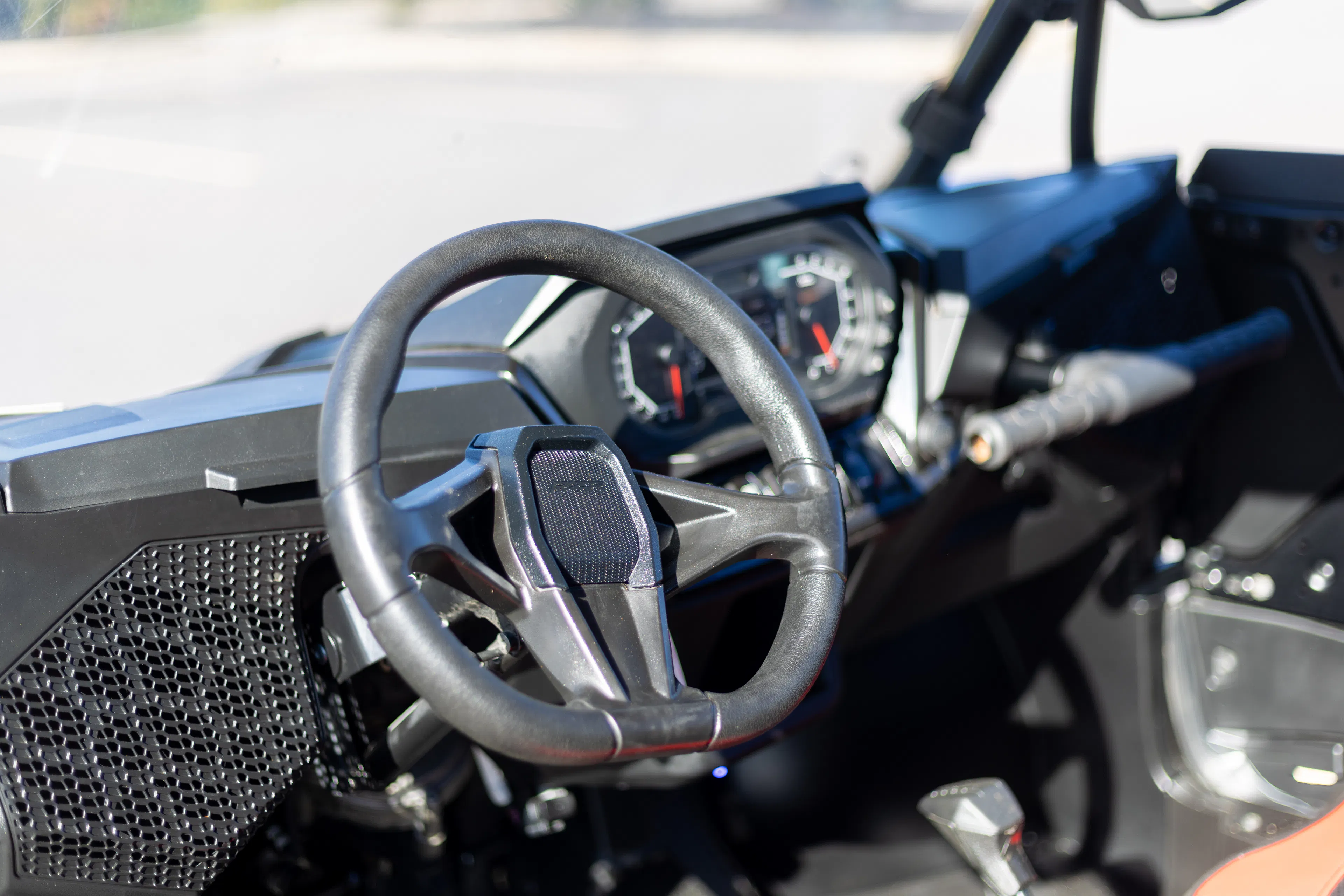 2024 Polaris RZR XP4 1000 Ultimate steering wheel