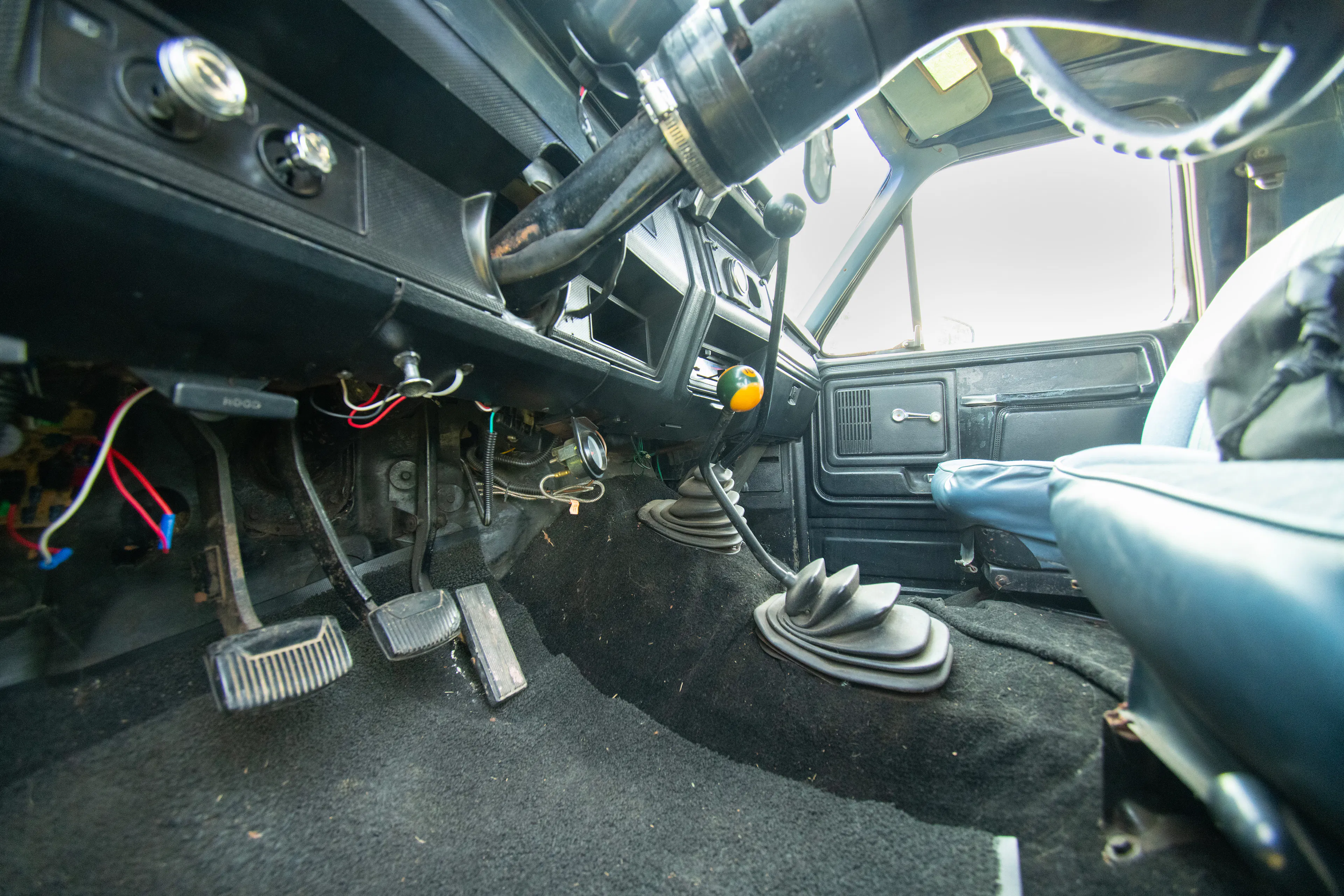 1985 Ford Bronco pedals
