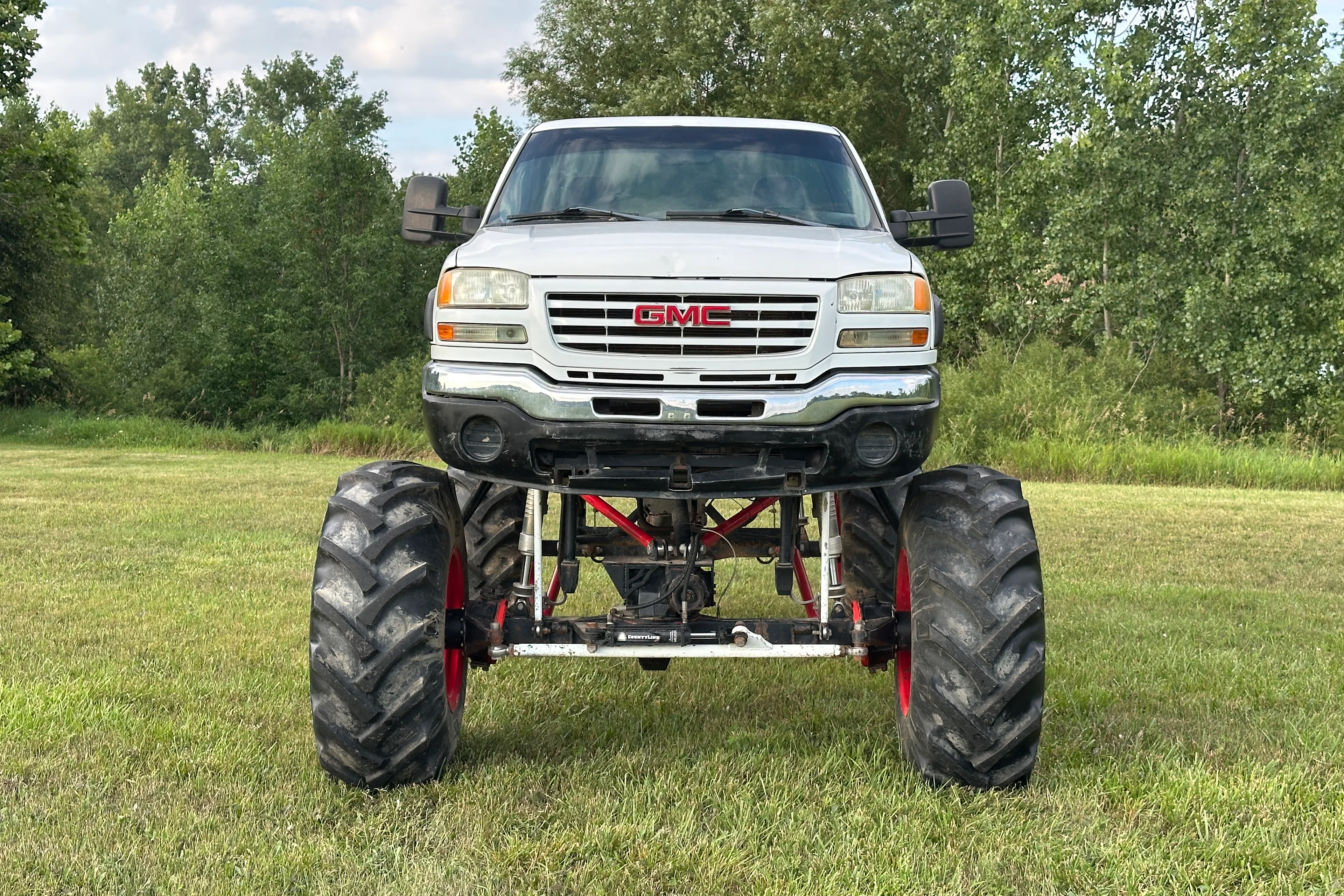 2004 GMC Sierra SXS Blog front