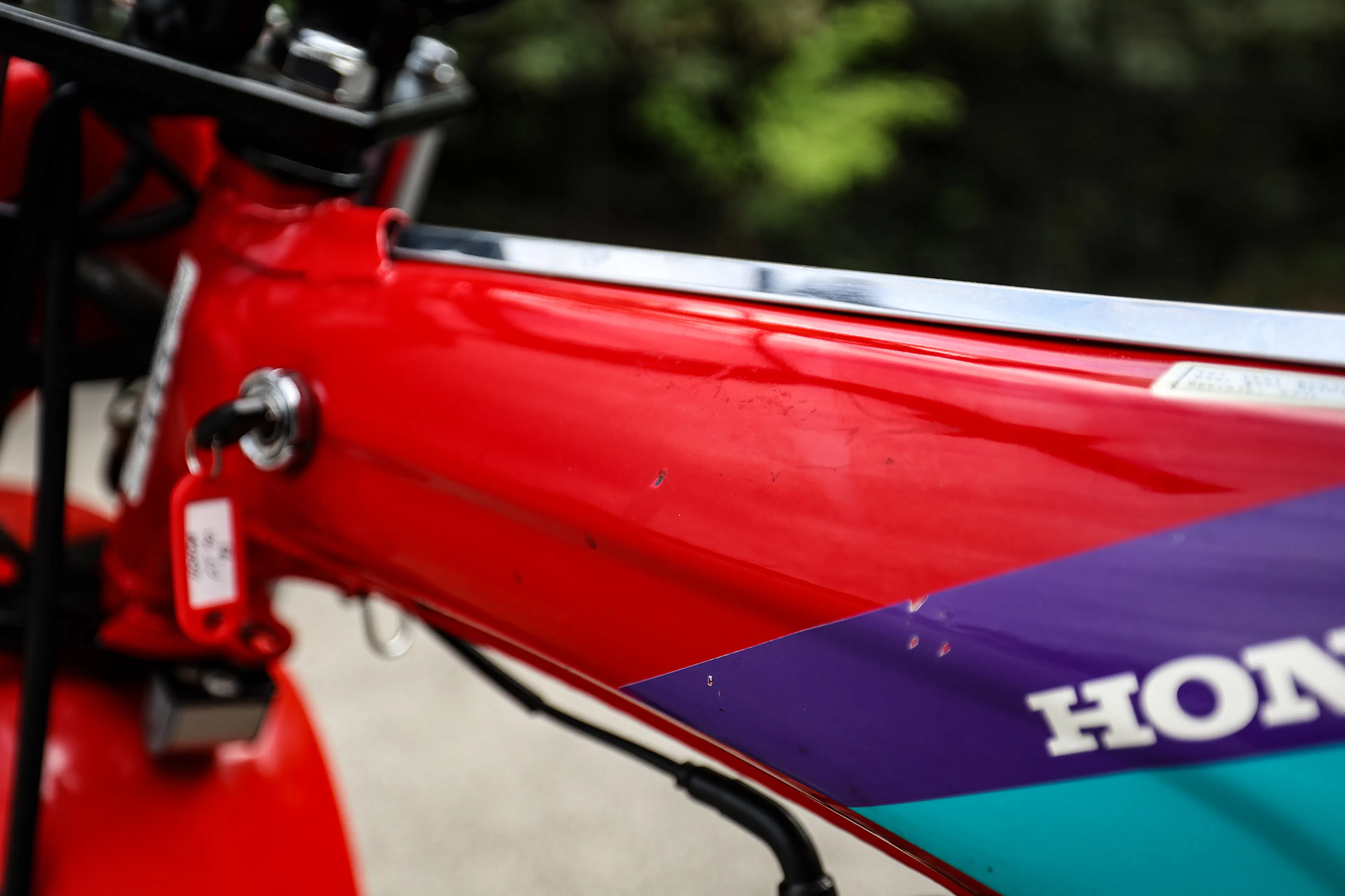 1993 Honda CT70 Mini Trail tank detail 