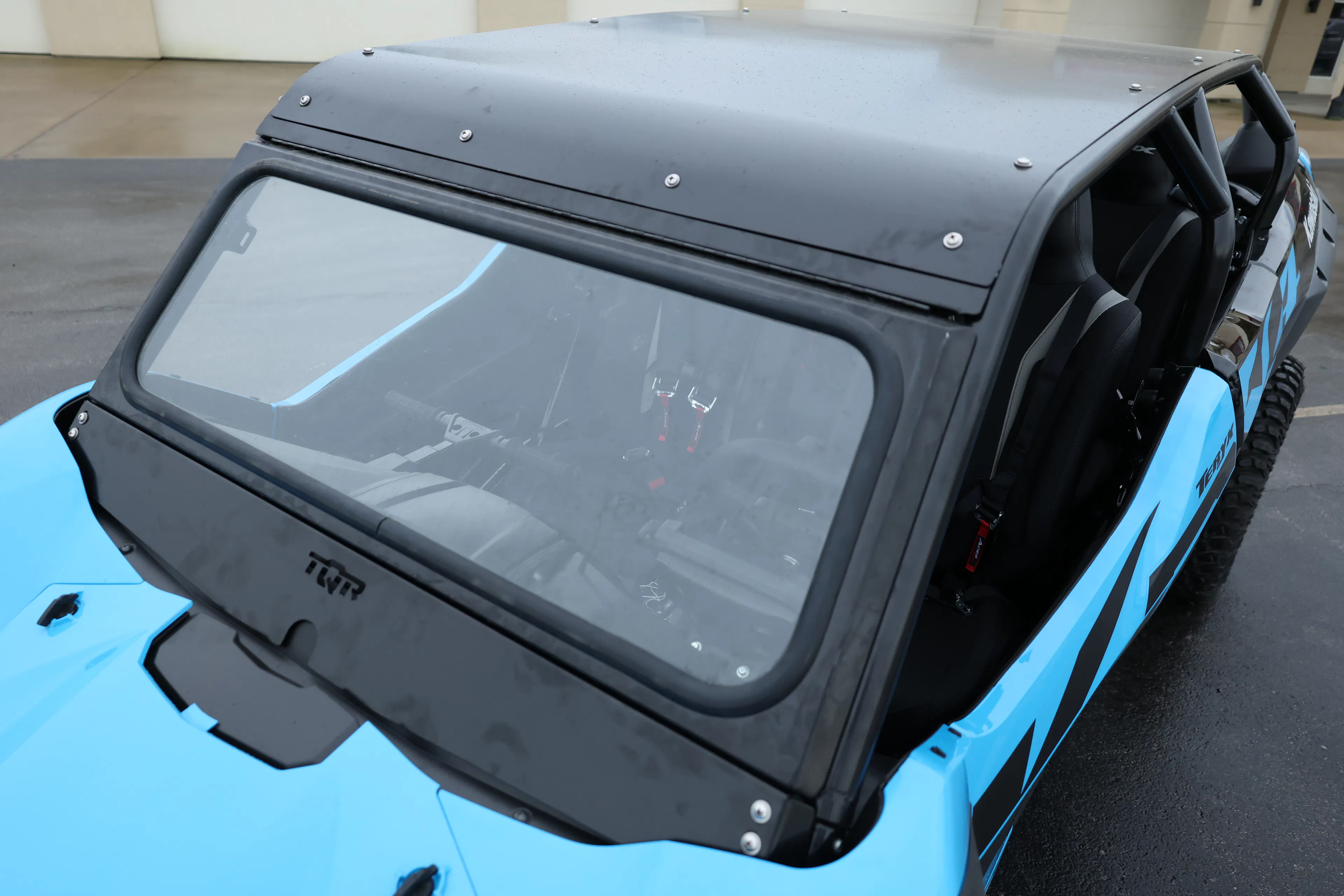2026 Kawasaki Teryx KRX4 1000 windshield close