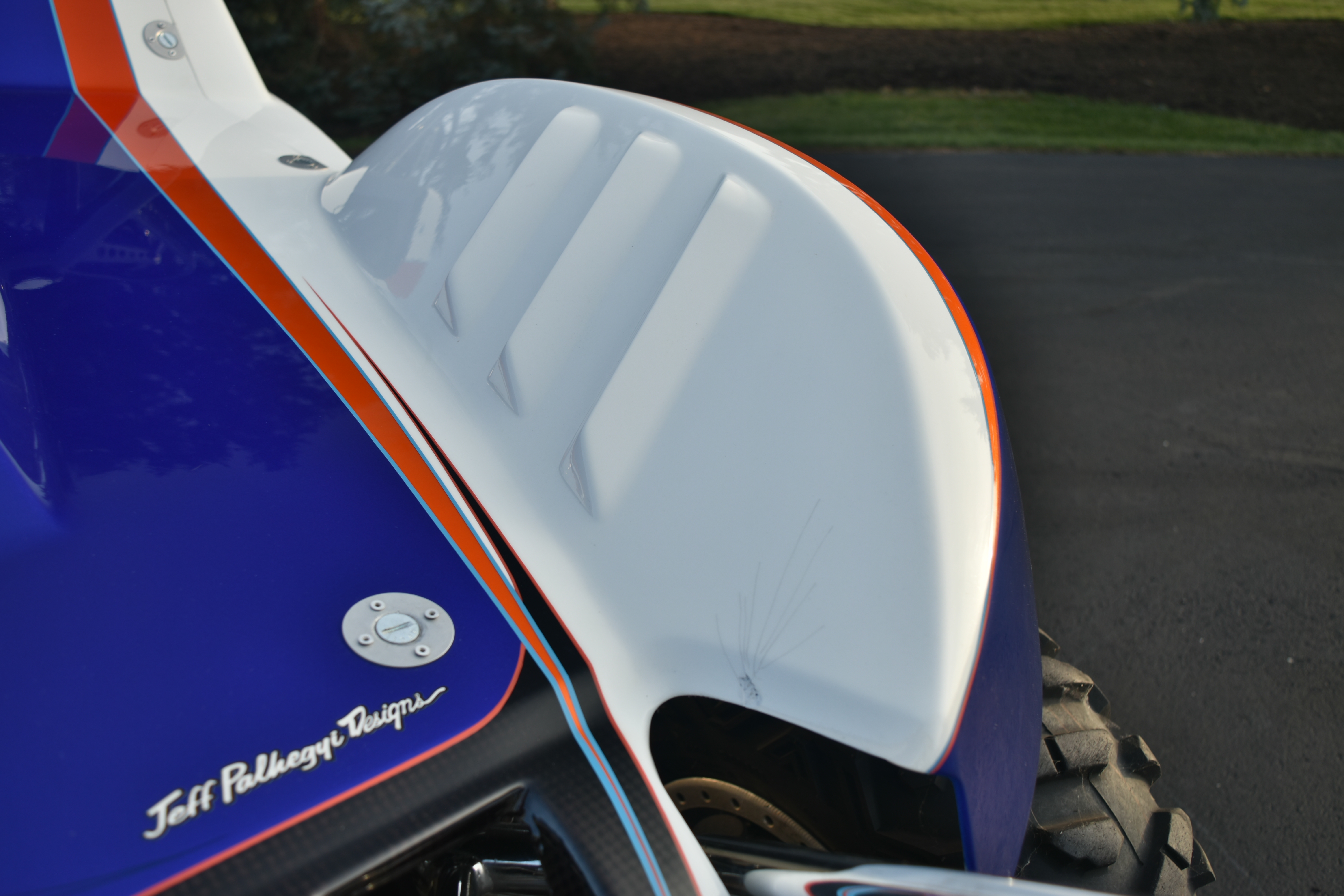 Jeff Palhegyi Design Yamaha Rhino fender detail 