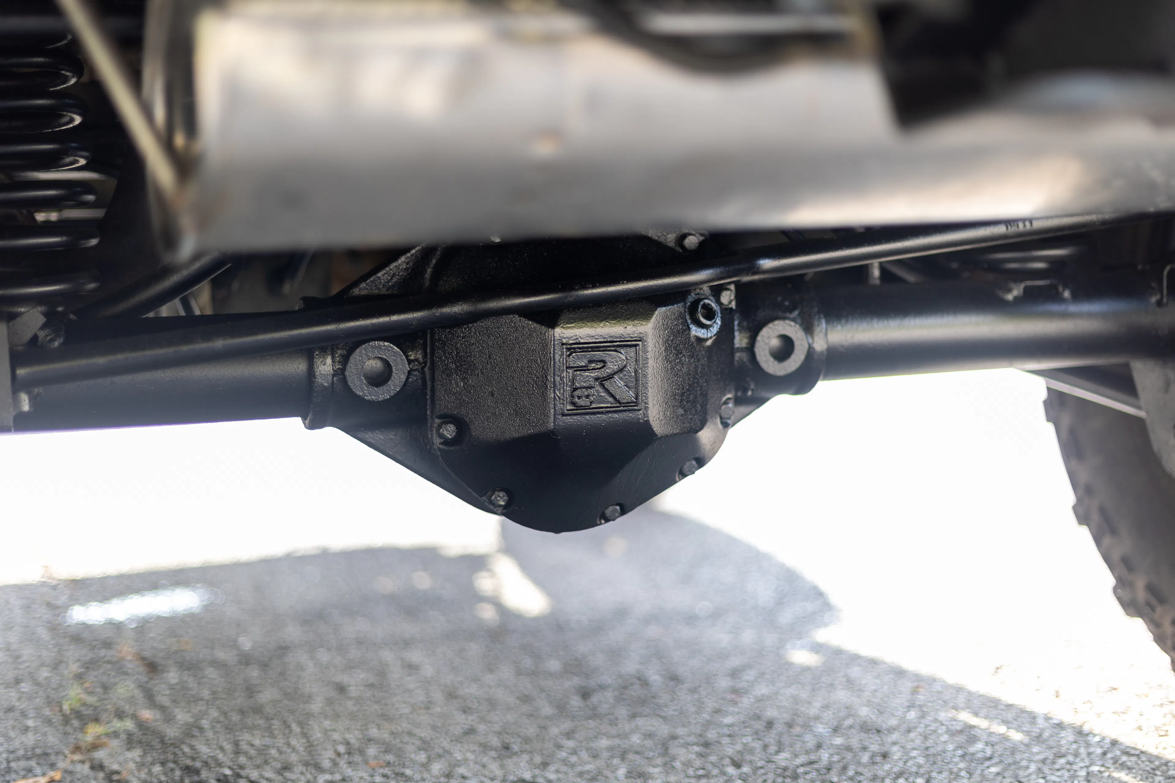 2007 Jeep Wrangler Limited Rubicon rear axle center