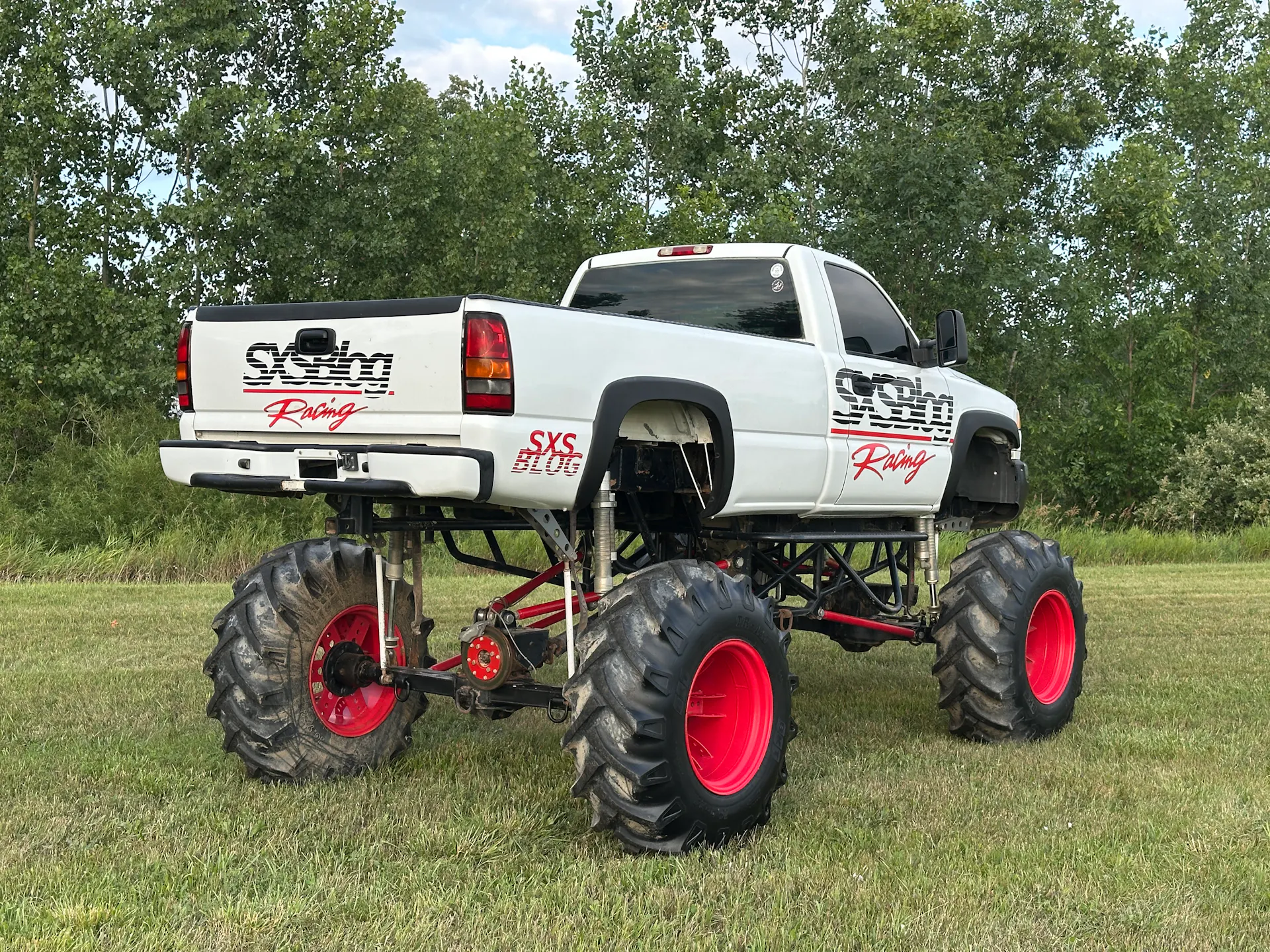 2004 GMC Sierra SXS Blog passenger rear 3/4