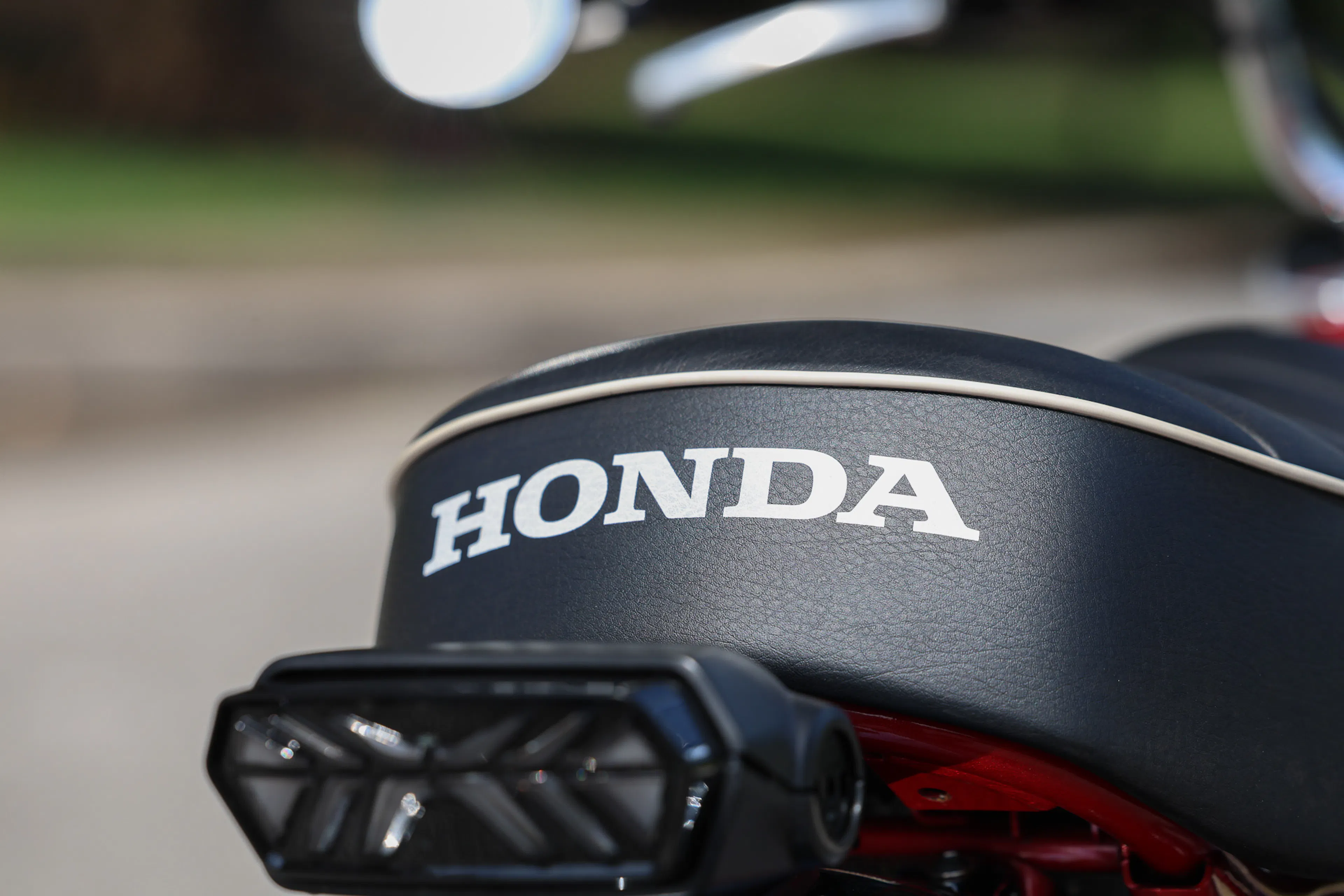 2019 Honda Monkey seat logo