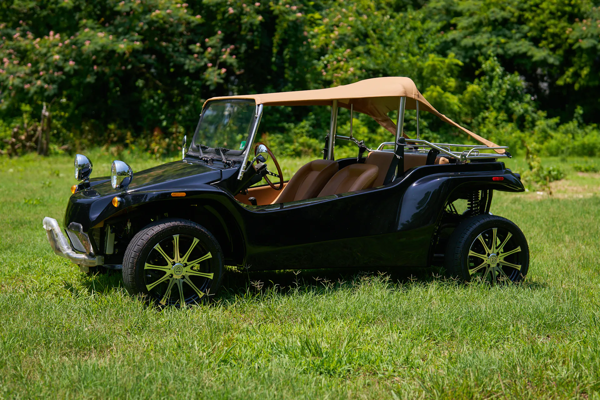 2022 Oreion Beach Buggy driver front side steeper