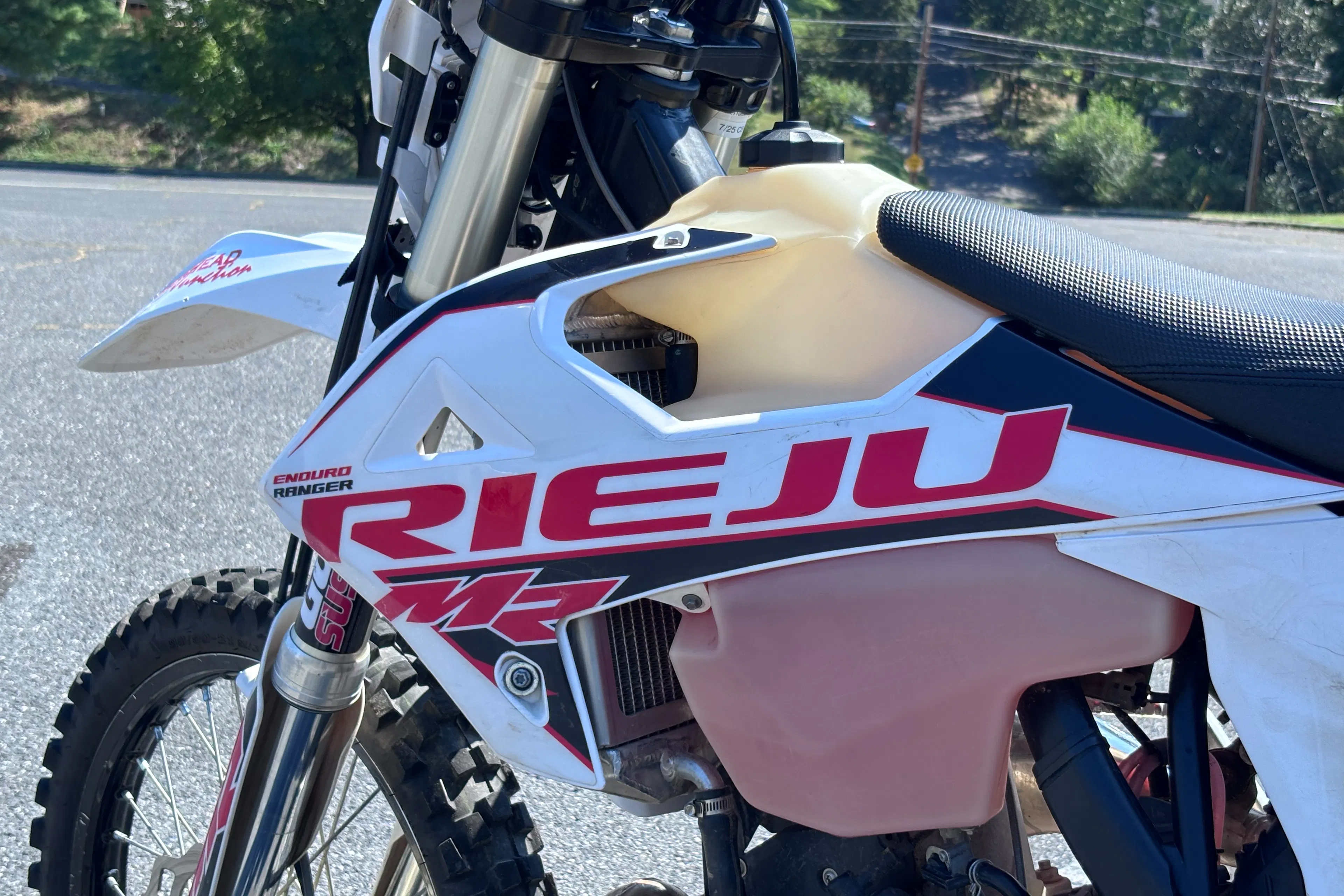 2023 Rieju MR Ranger 300 left side front plastic