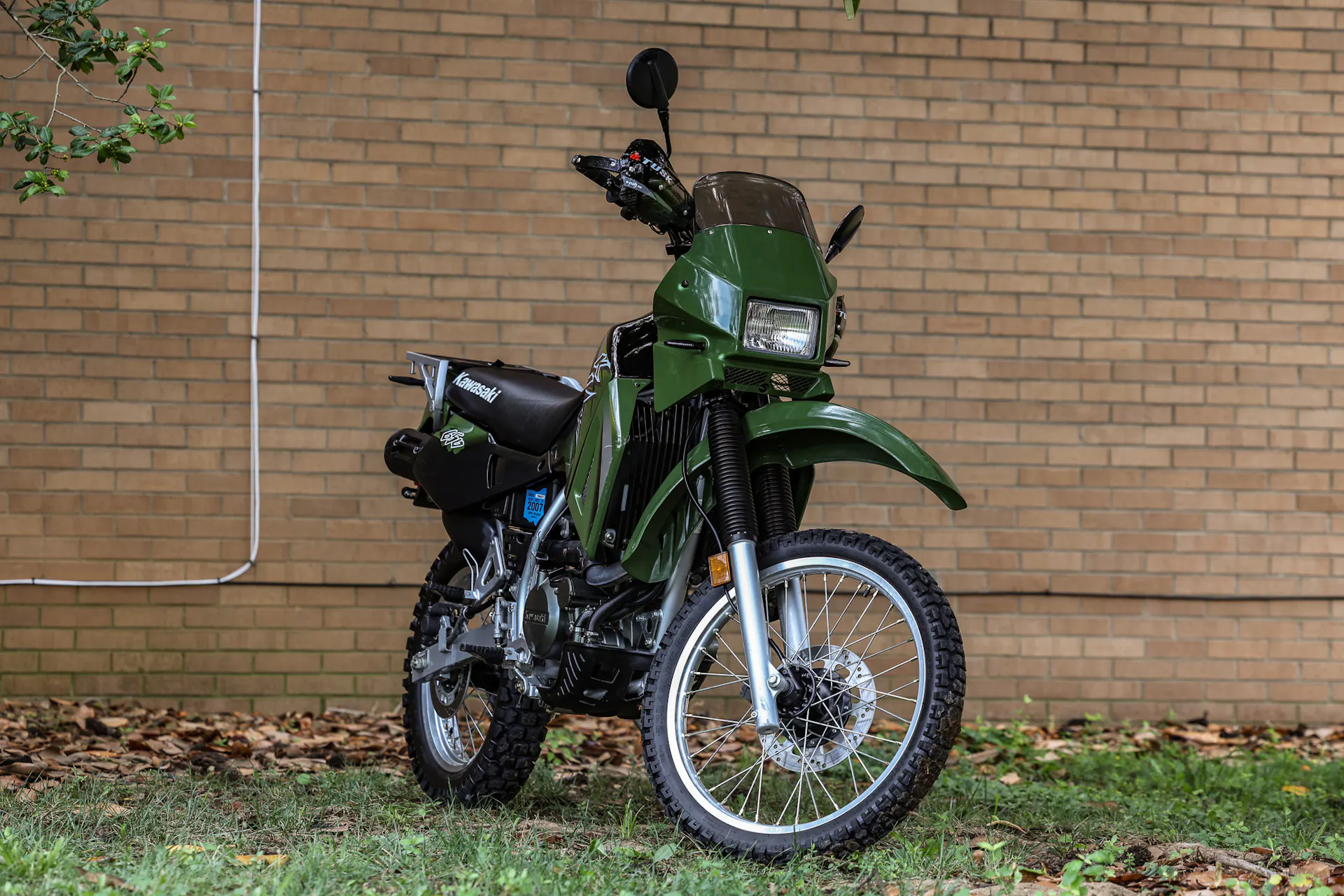 2003 Kawasaki KLR 650 front left 3/4