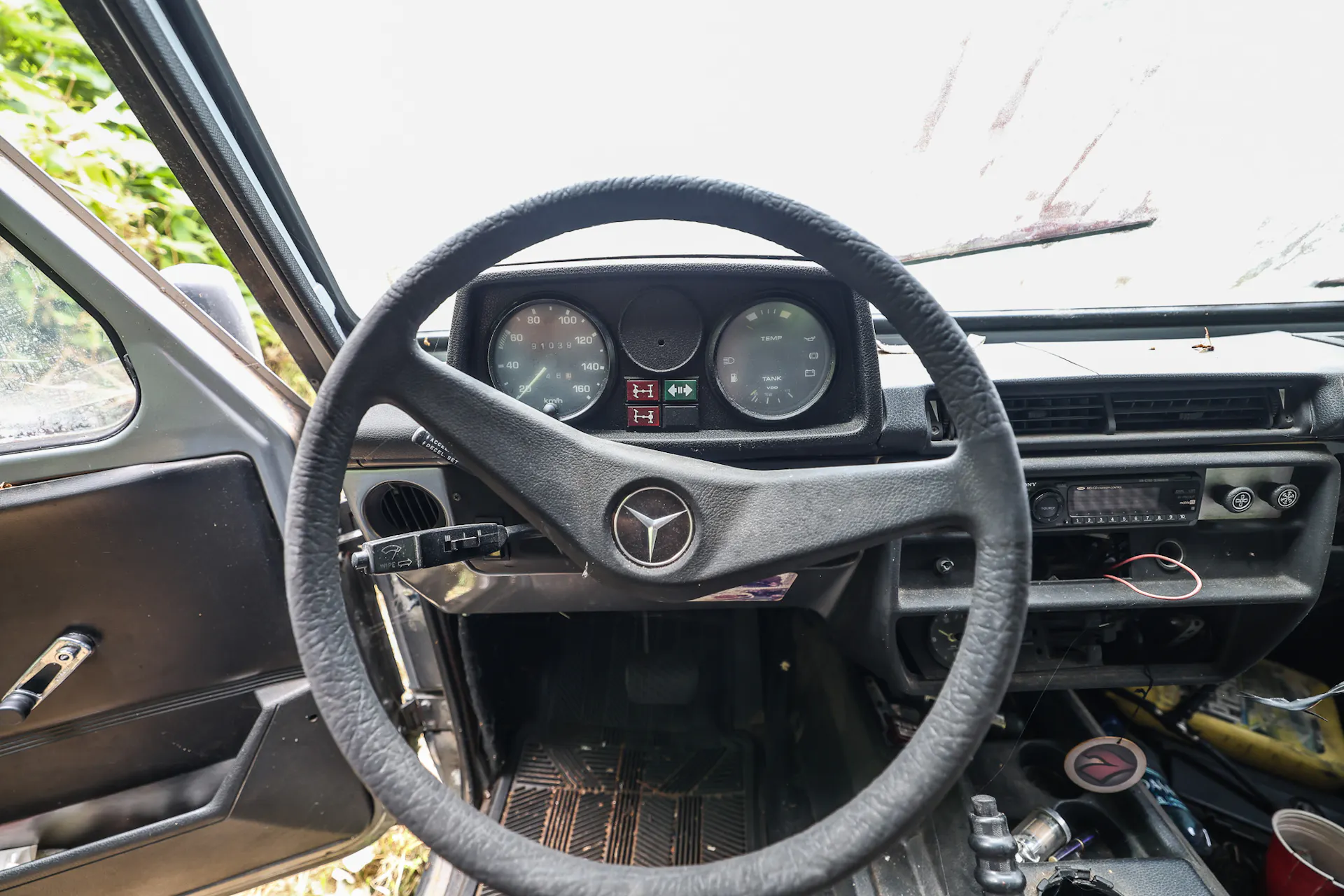 1980 Steyr-Puch G300 steering wheel