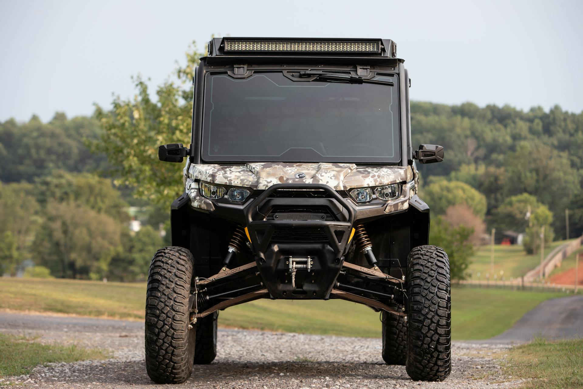 2022 Defender Max Lone Star Cab front