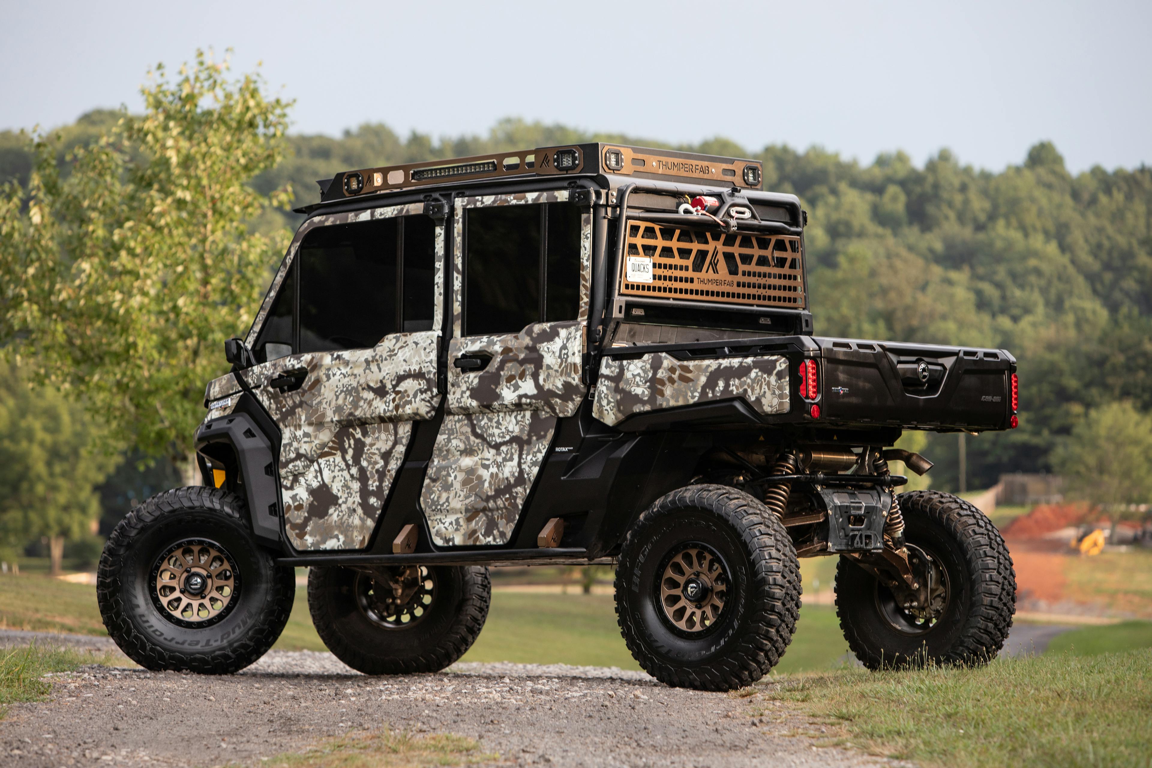 2022 Defender Max Lone Star Cab rear 3/4 driver