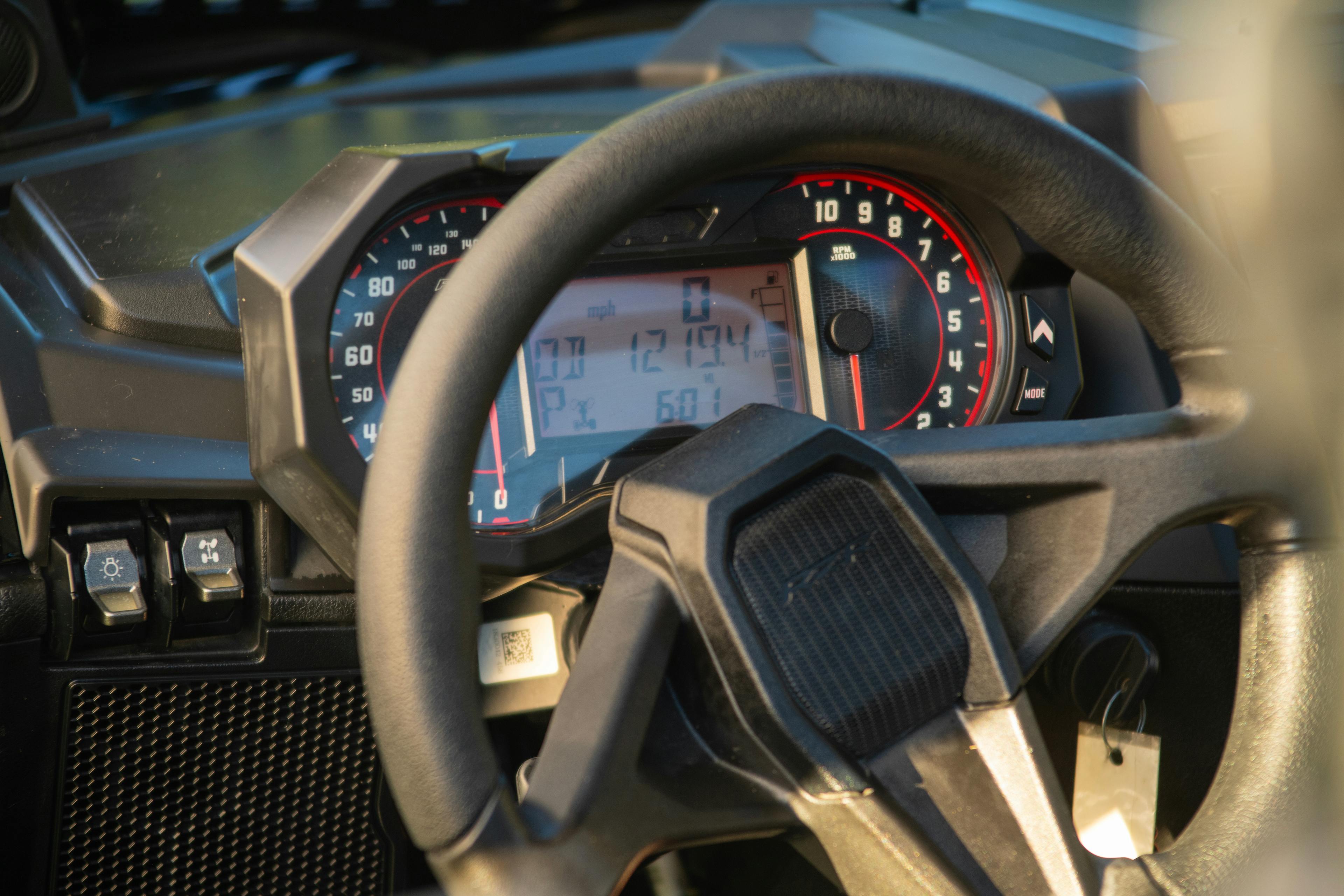 2022 Polaris RZR Pro XP Sport steering wheel w/odometer