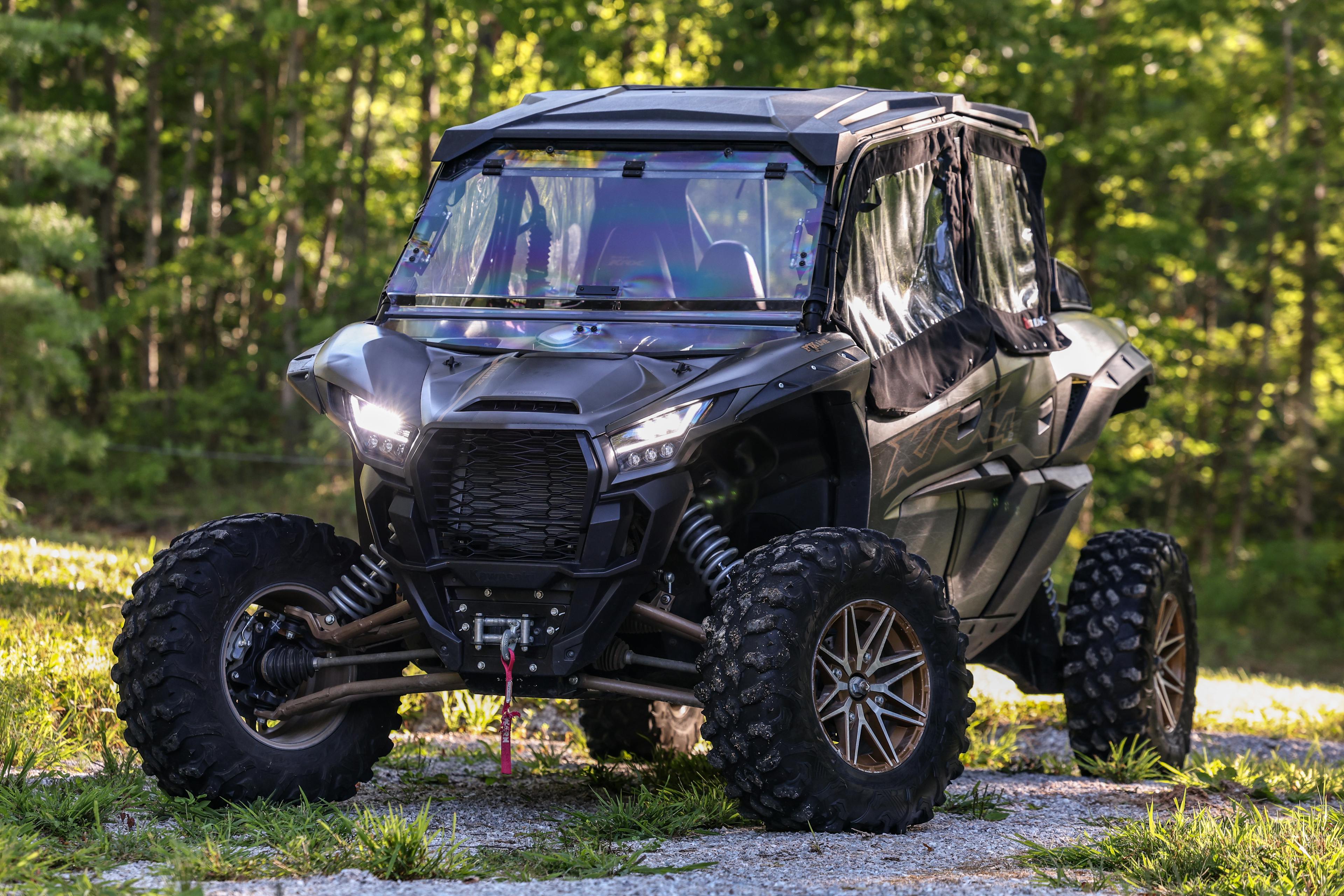 2024 Kawasaki Teryx KRX4 1000 SE eS right 3/4