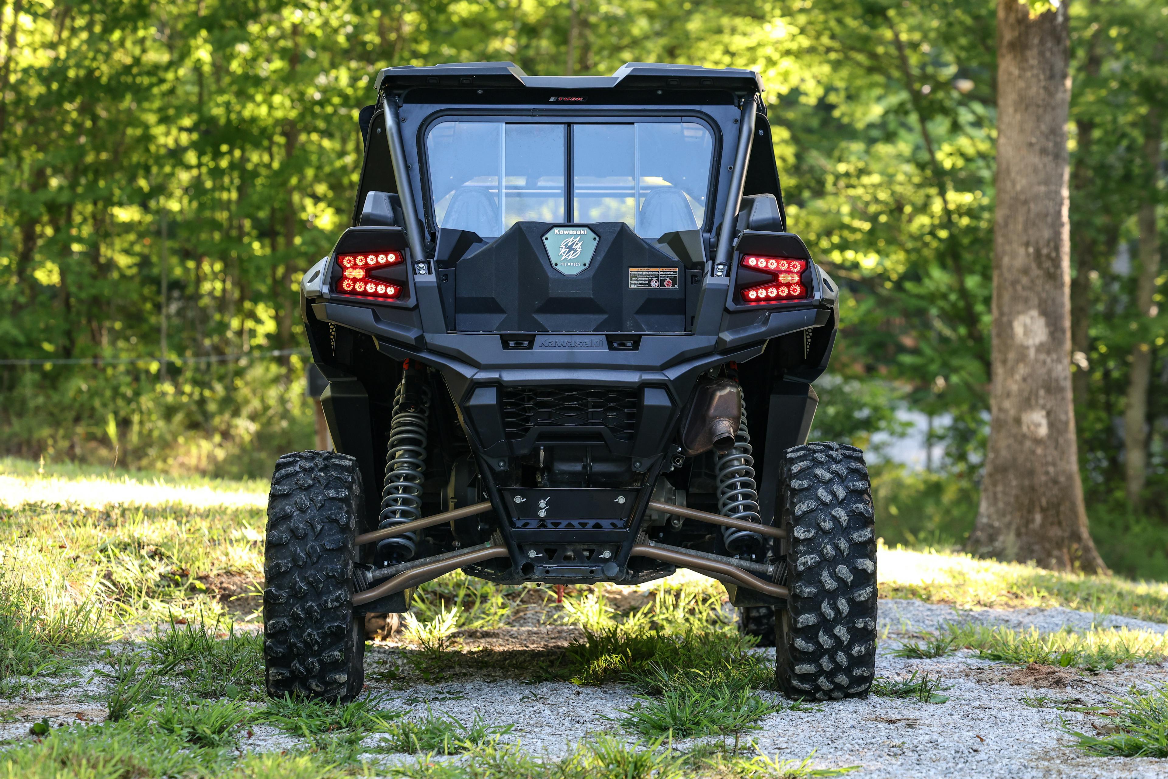 2024 Kawasaki Teryx KRX4 1000 SE eS rear straight on. 