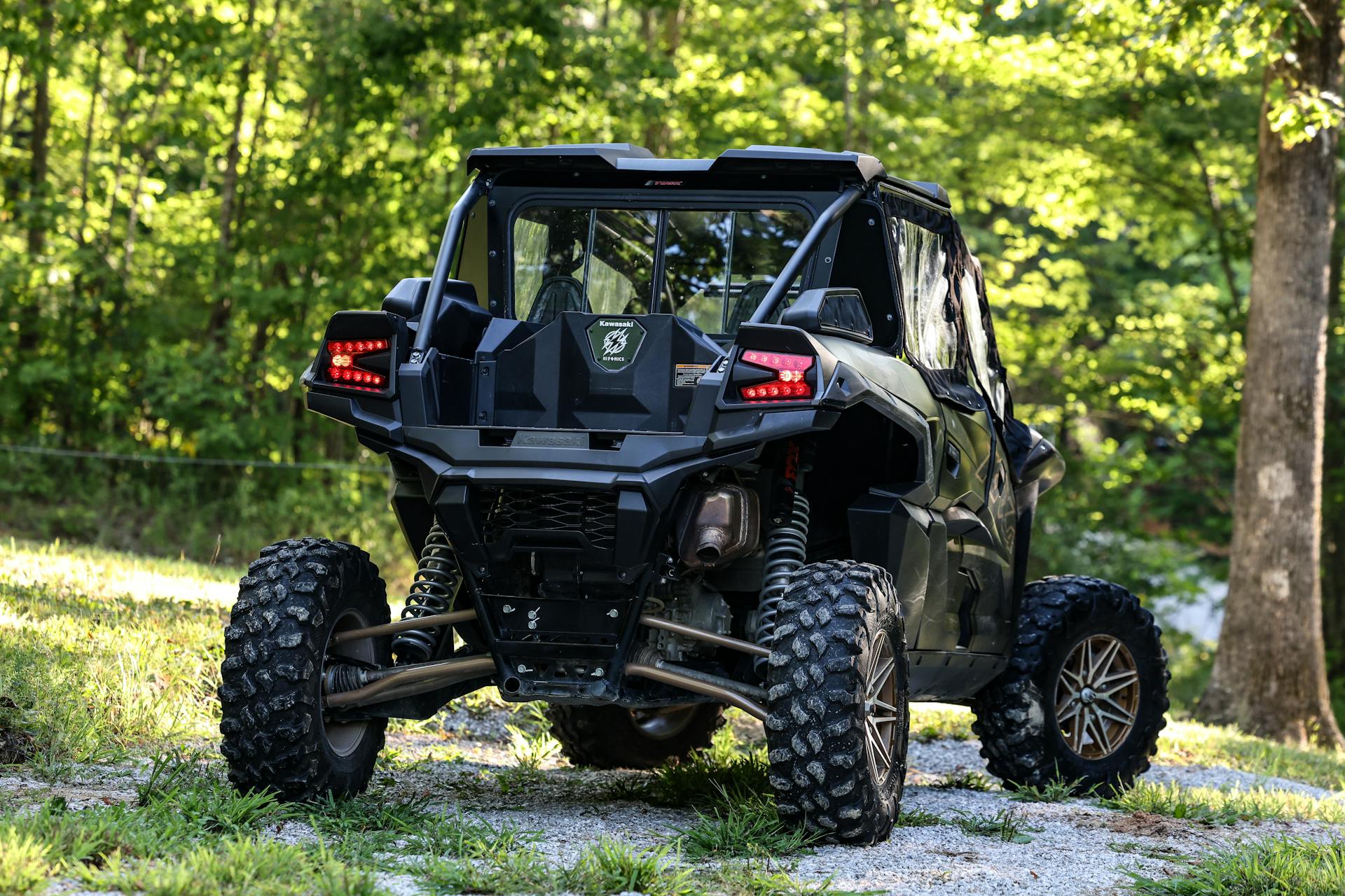 2024 Kawasaki Teryx KRX4 1000 SE eS rear 3/4 shallow