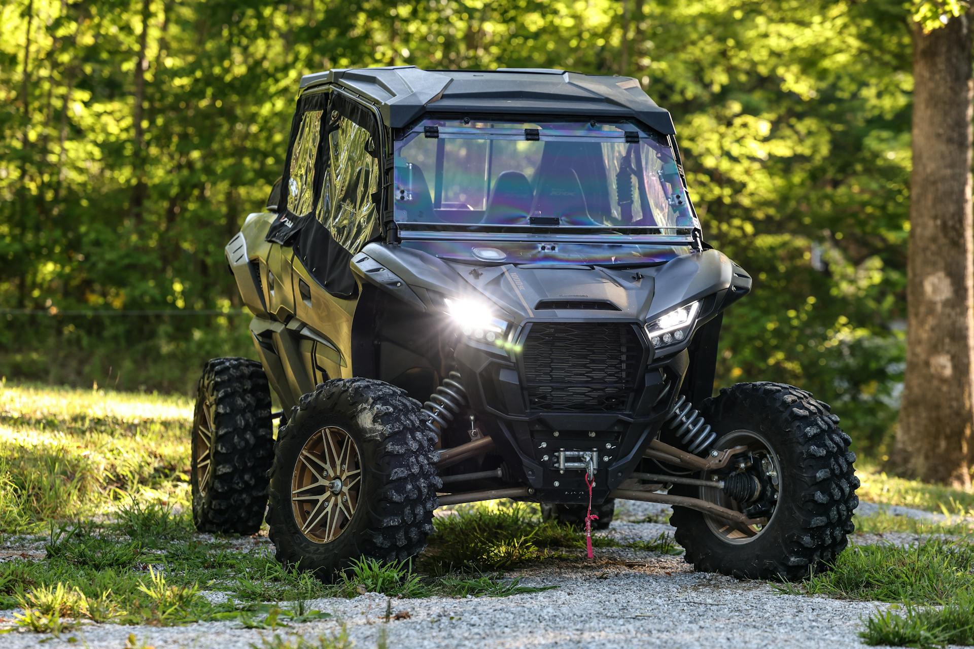 2024 Kawasaki Teryx KRX4 1000 SE eS front shallow