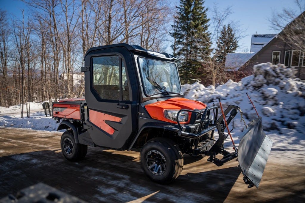 2025 Kubota RTV-X-Snow Plow