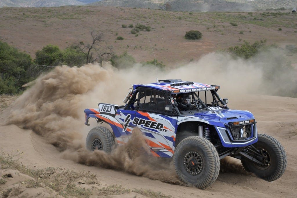 2025 speed utv baja bandit racing down in mexico.