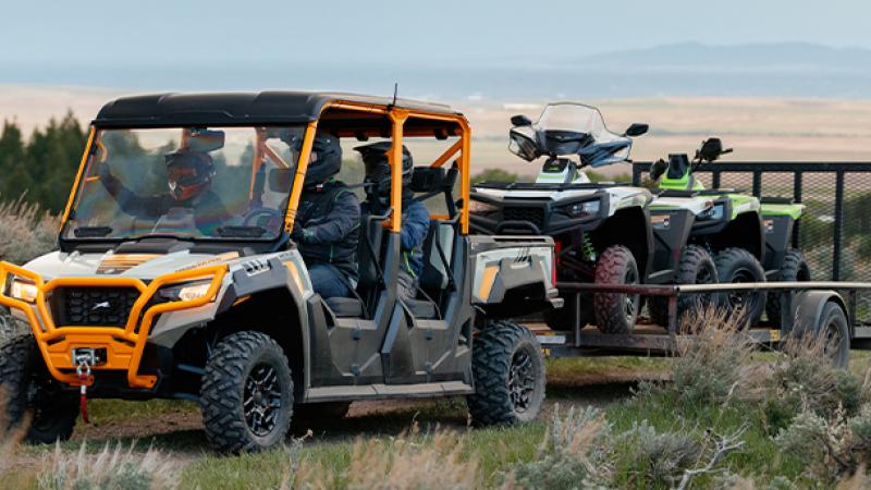 2025 Prowler Crew-Towing