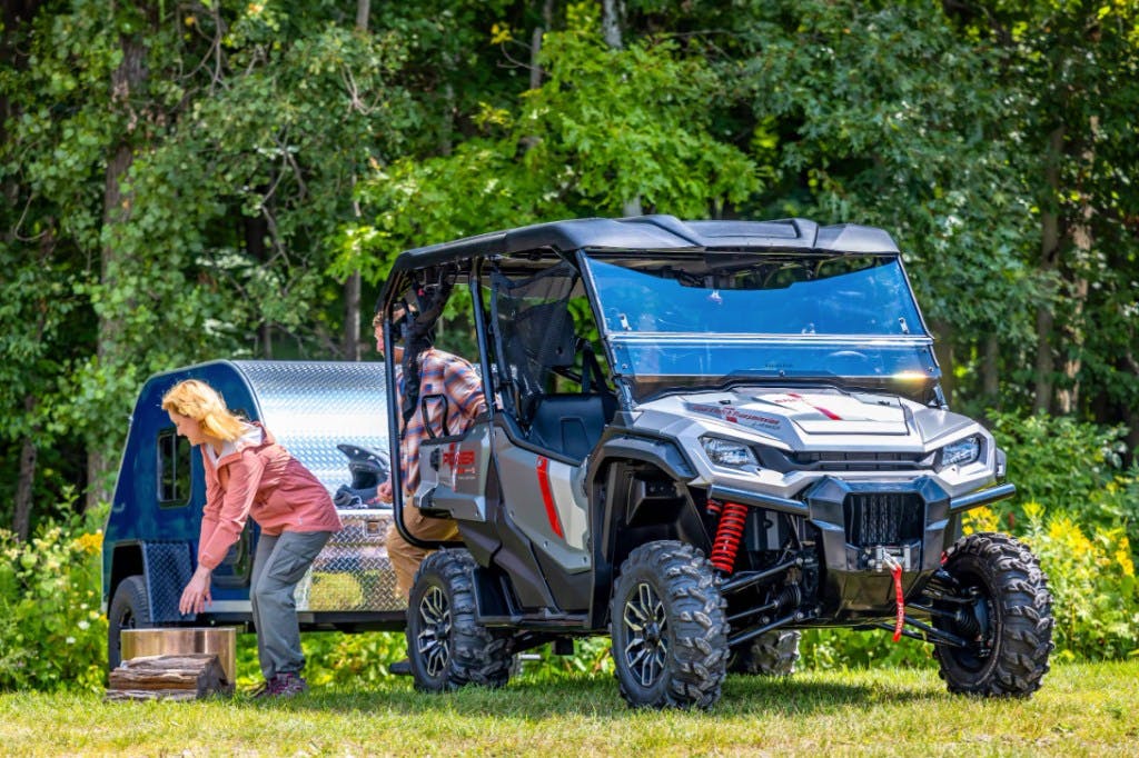 2025 honda pioneer 1000-5 camping