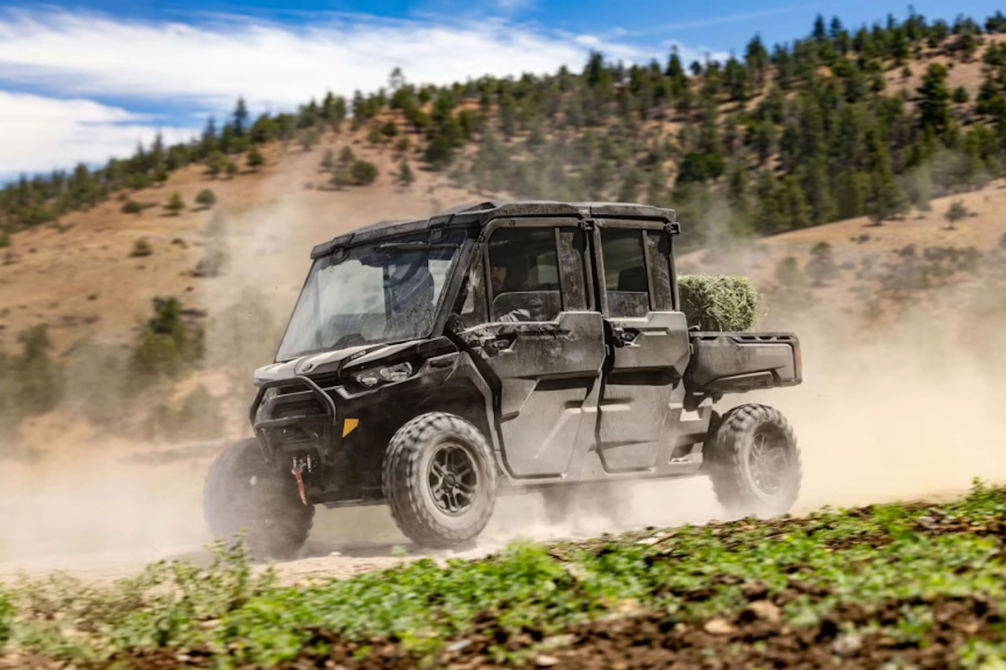 Defender-Max-Lonestar-Cab