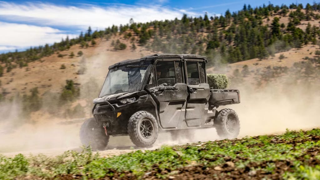 Defender-Max-Lonestar-Cab