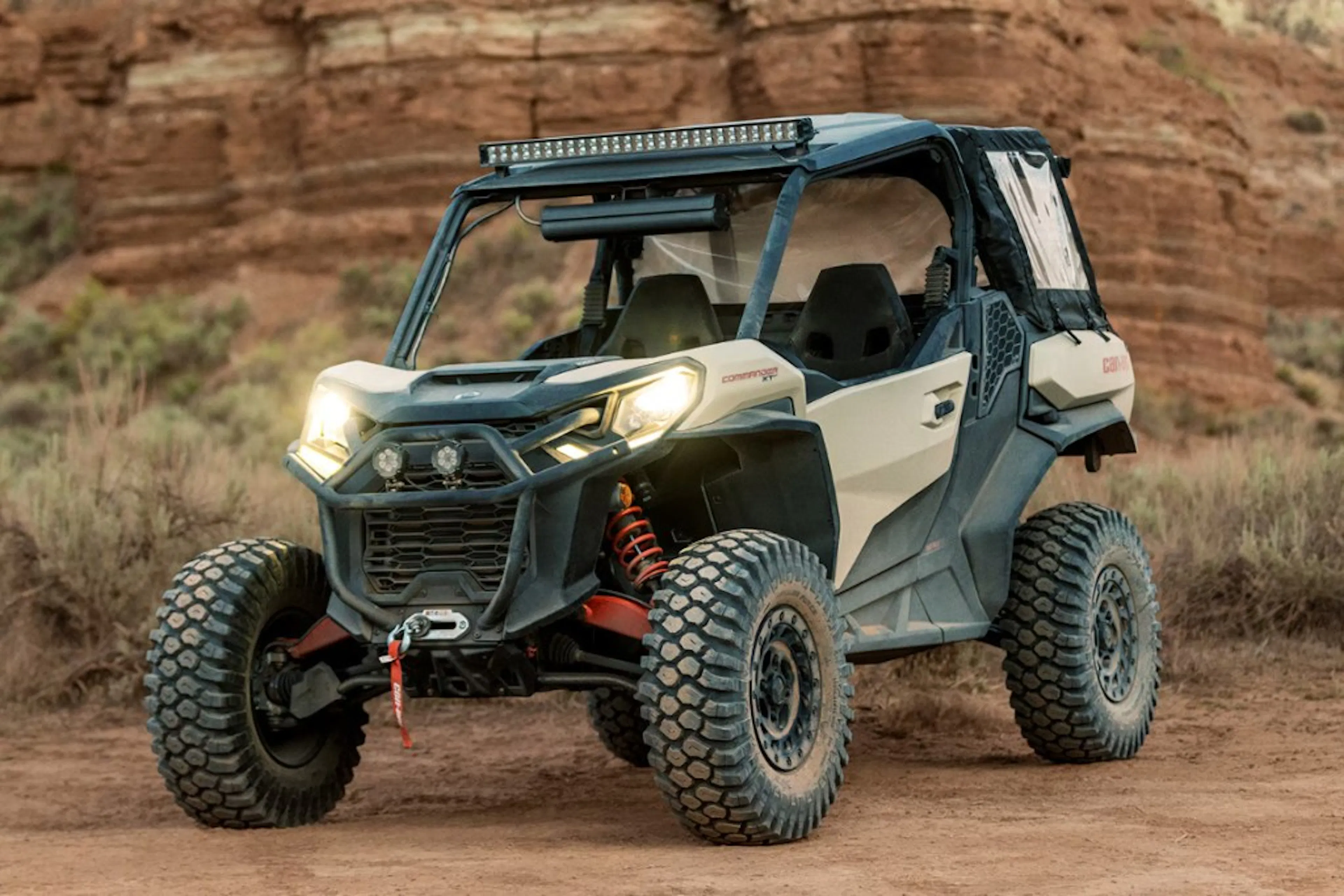 2025 Can-Am Commander XT at the grand canyon. 