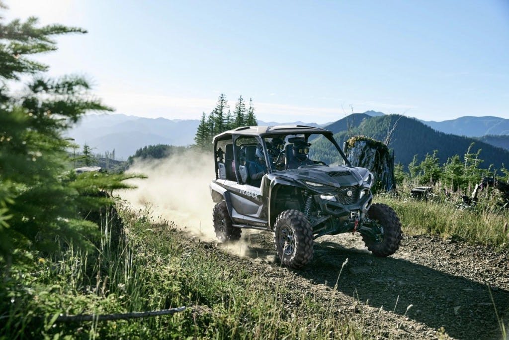 2025-Yamaha-RMAX4-Compact-trail