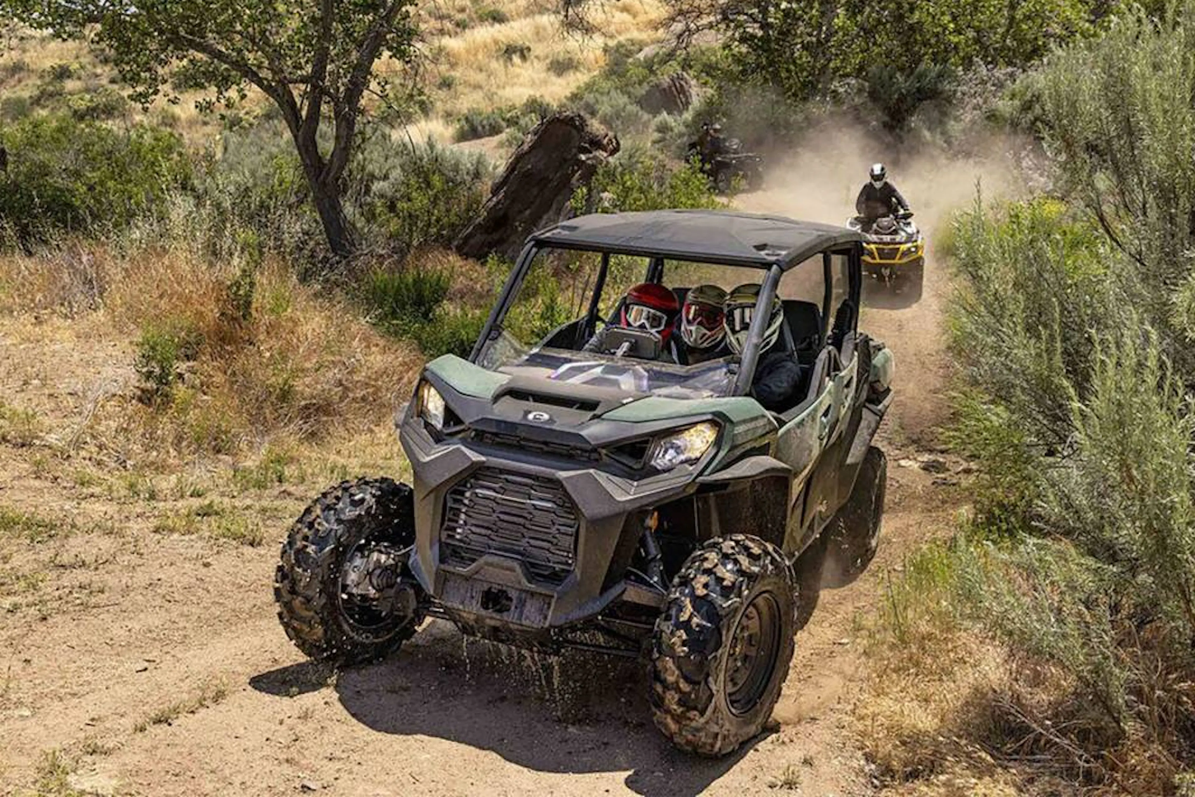 Commander-Max-X-MR-Trail